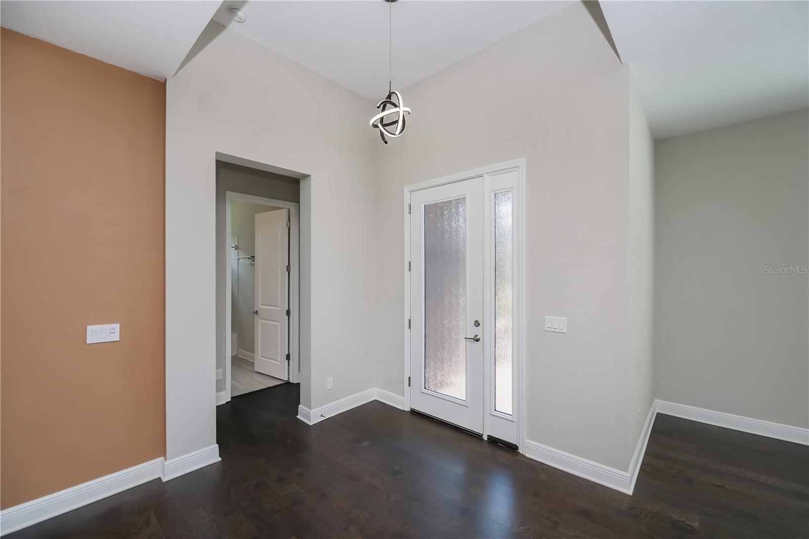 Image 11 of 85 For 6137 Lungo Lago Drive