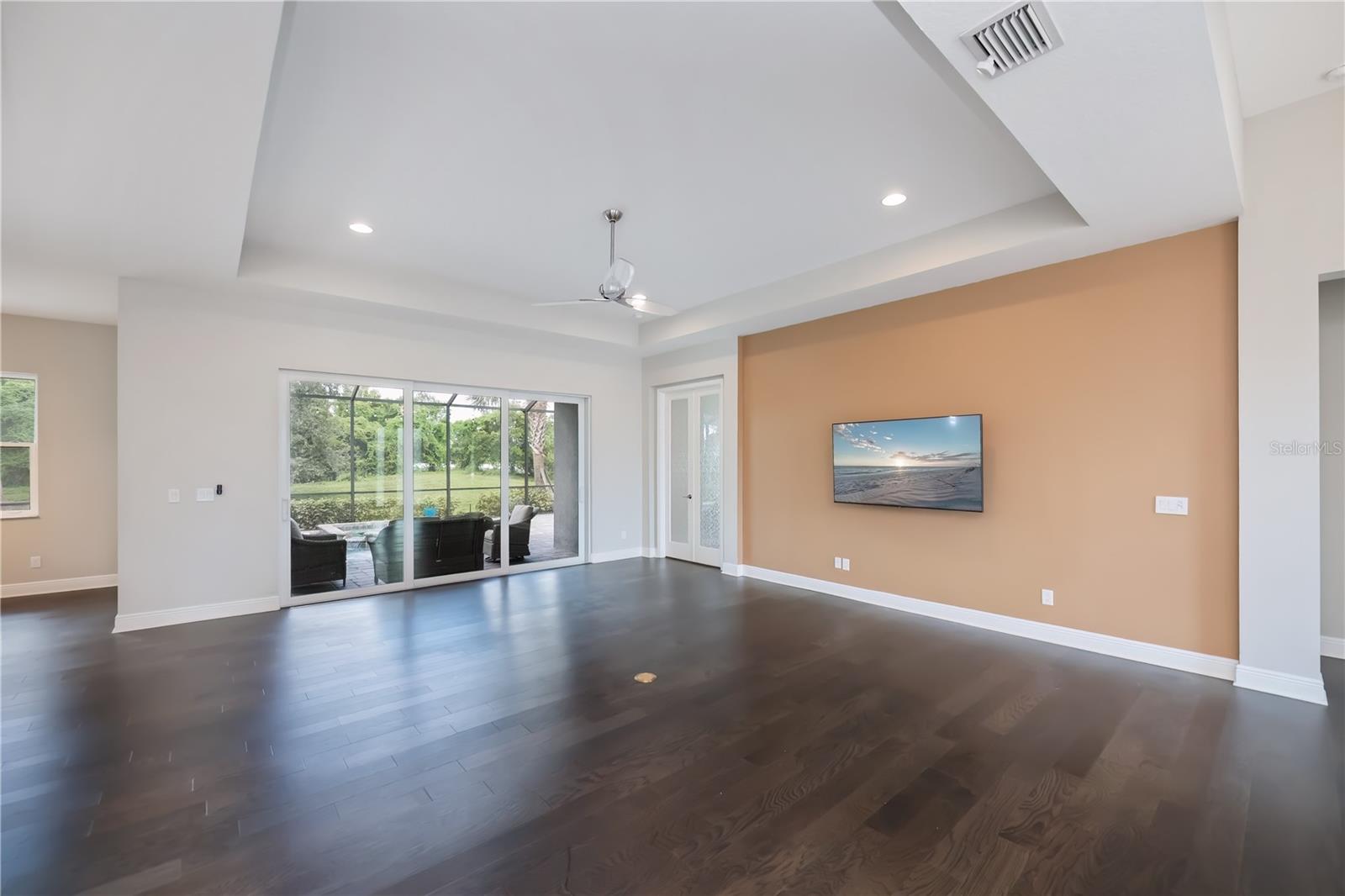 Image 12 of 85 For 6137 Lungo Lago Drive