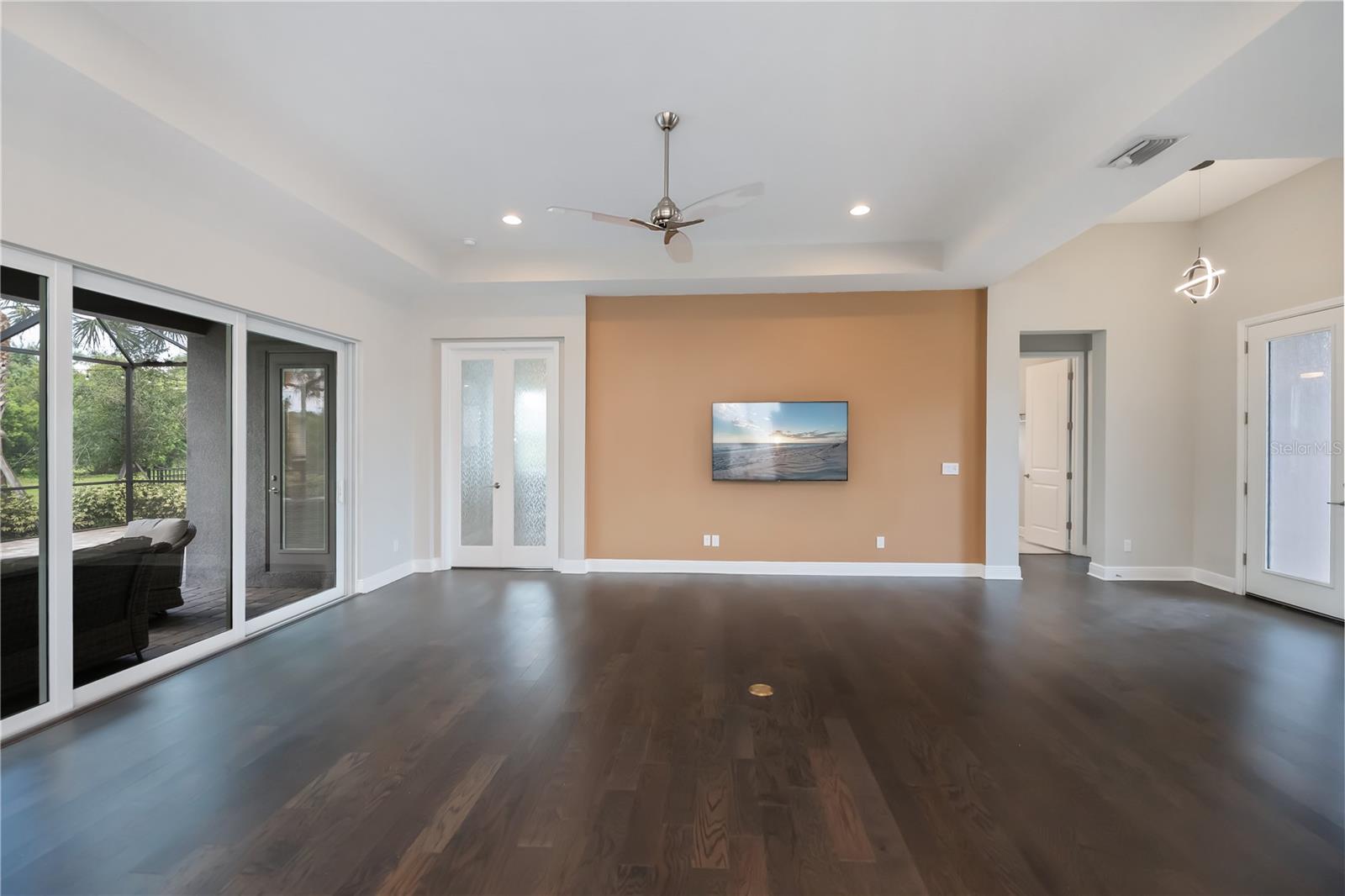 Image 13 of 85 For 6137 Lungo Lago Drive