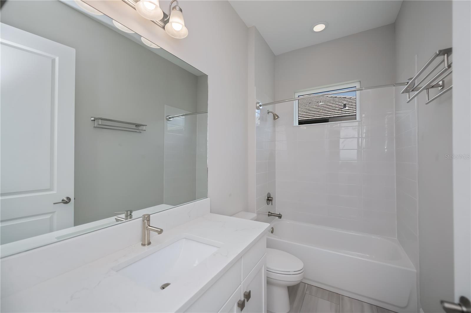 Image 46 of 85 For 6137 Lungo Lago Drive