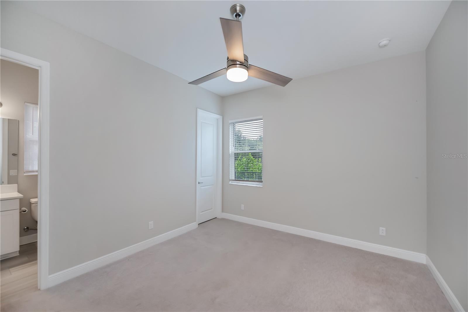 Image 51 of 85 For 6137 Lungo Lago Drive