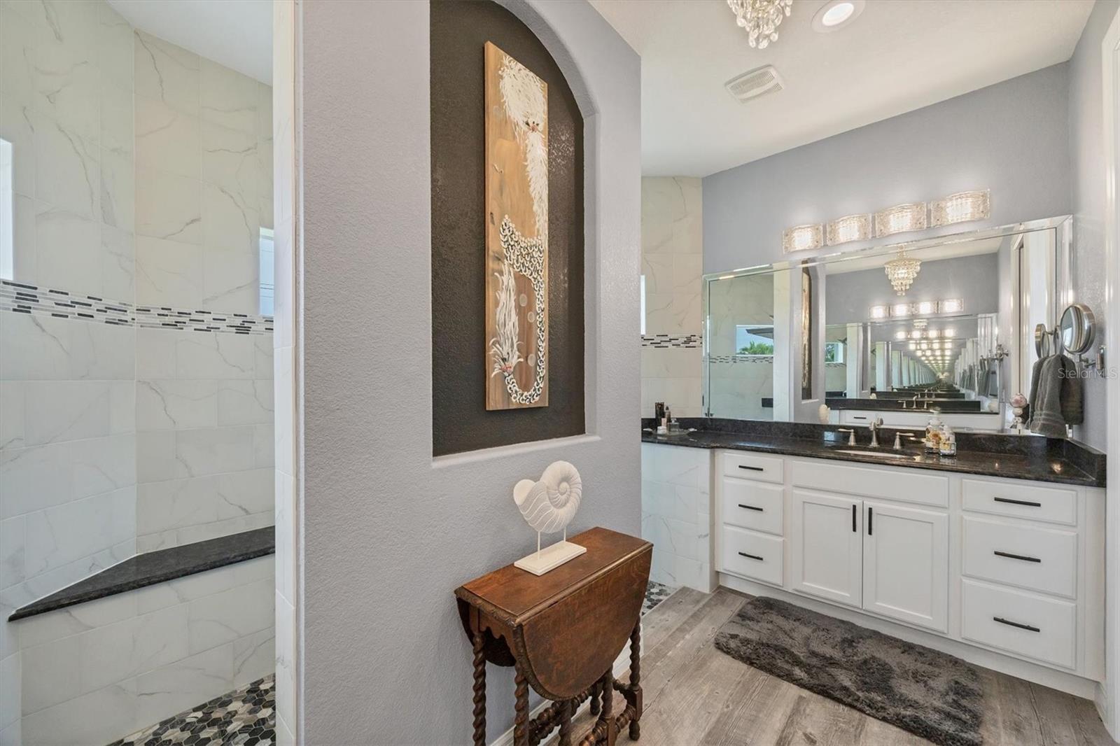 Image 26 of 73 For 15704 Lakeland Circle