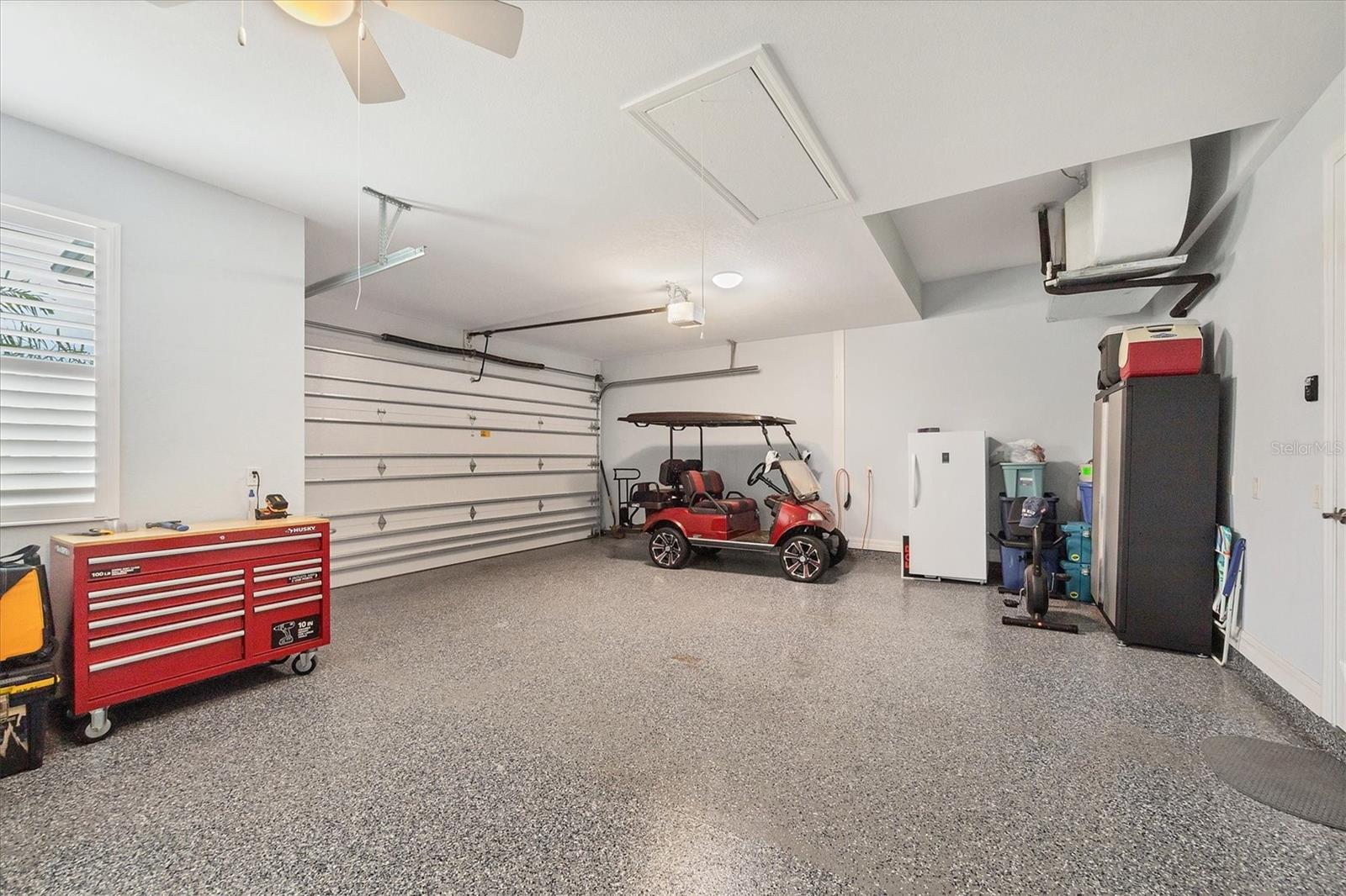 Image 33 of 73 For 15704 Lakeland Circle