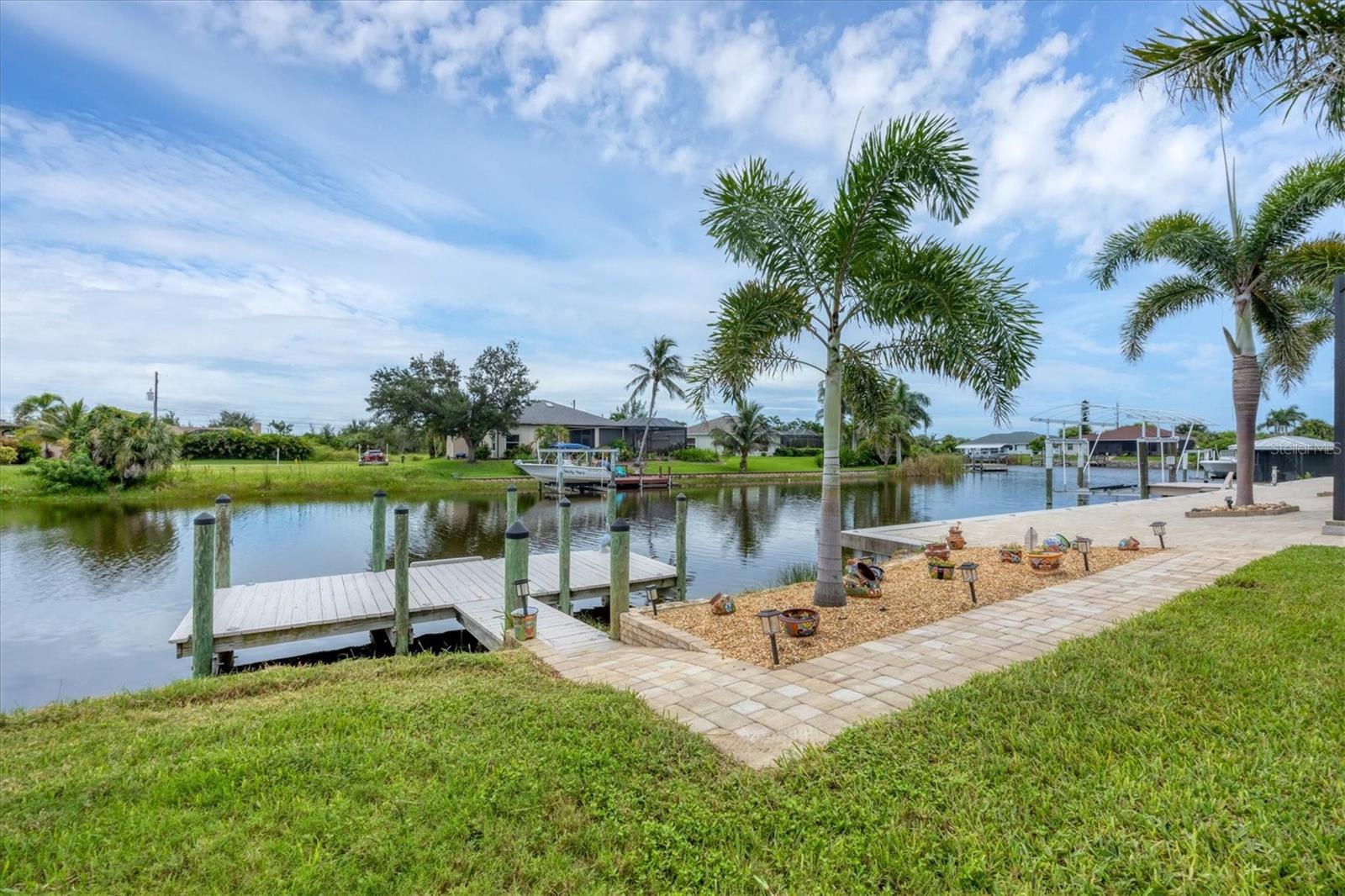 Image 46 of 73 For 15704 Lakeland Circle