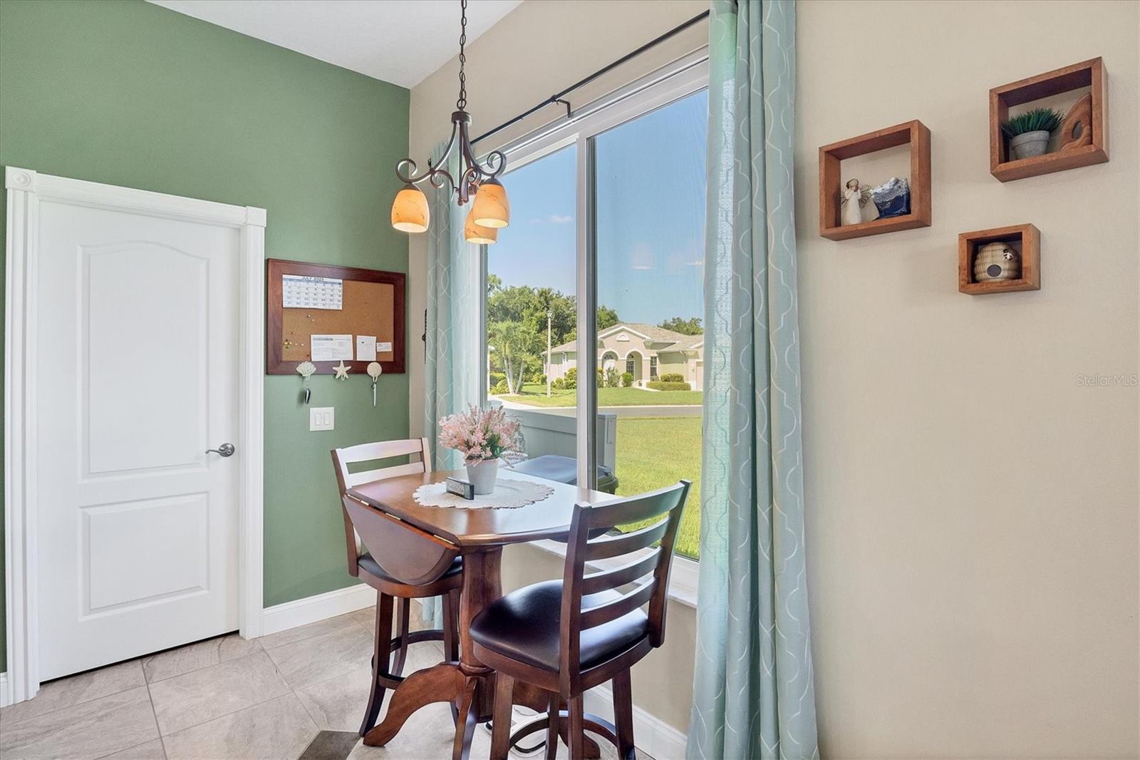 Image 11 of 36 For 4001 Landor Court