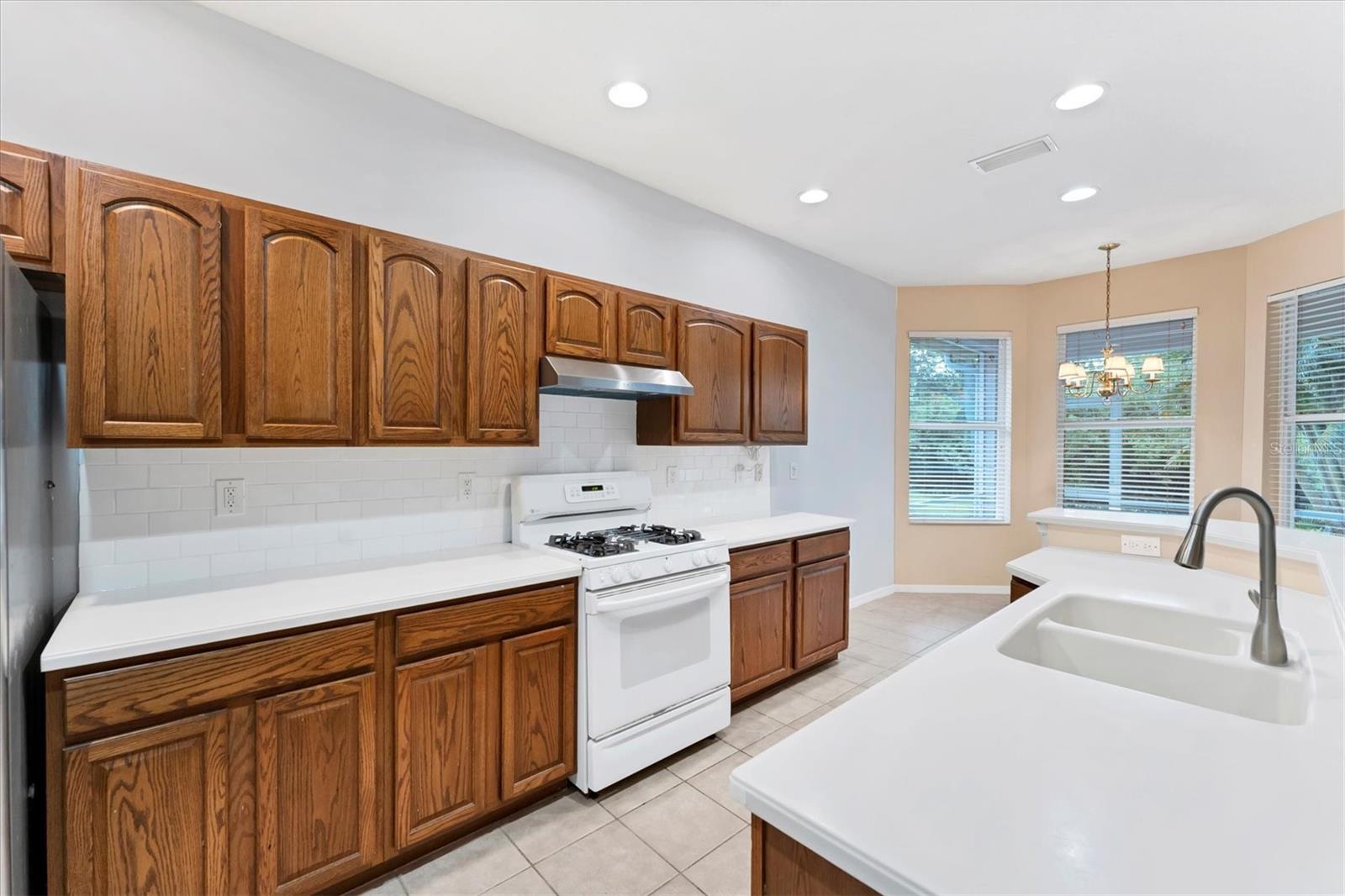 Image 10 of 59 For 5271 Laurel Oak Court