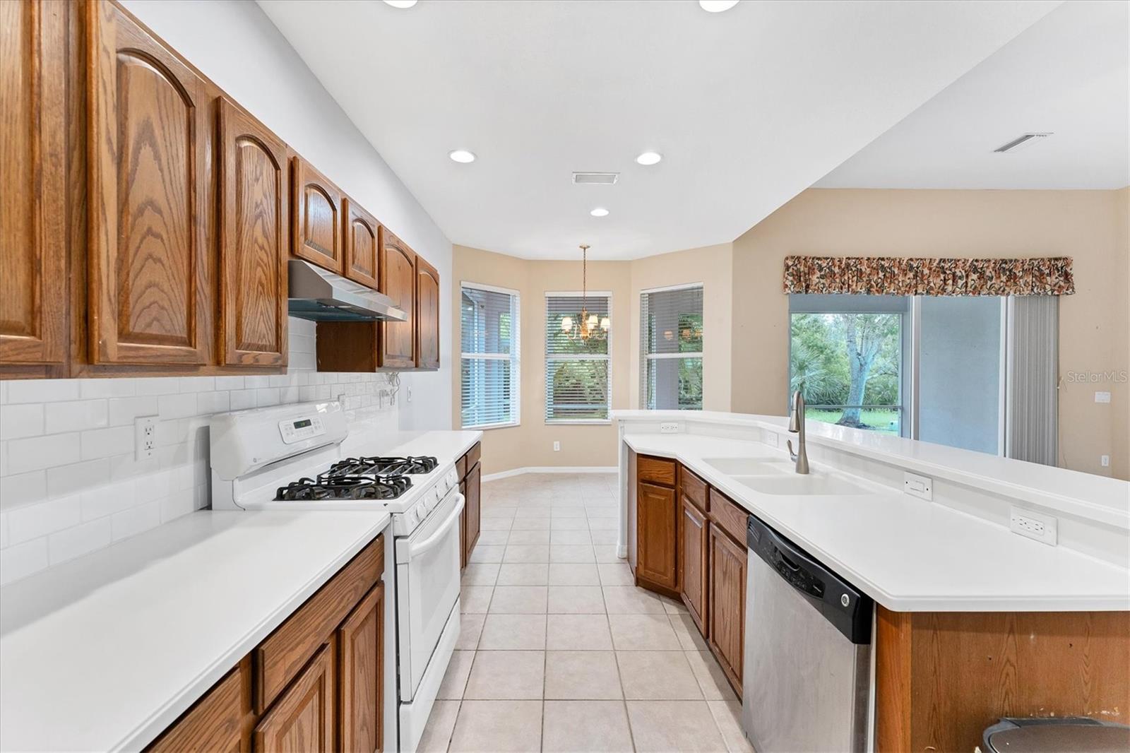 Image 11 of 59 For 5271 Laurel Oak Court