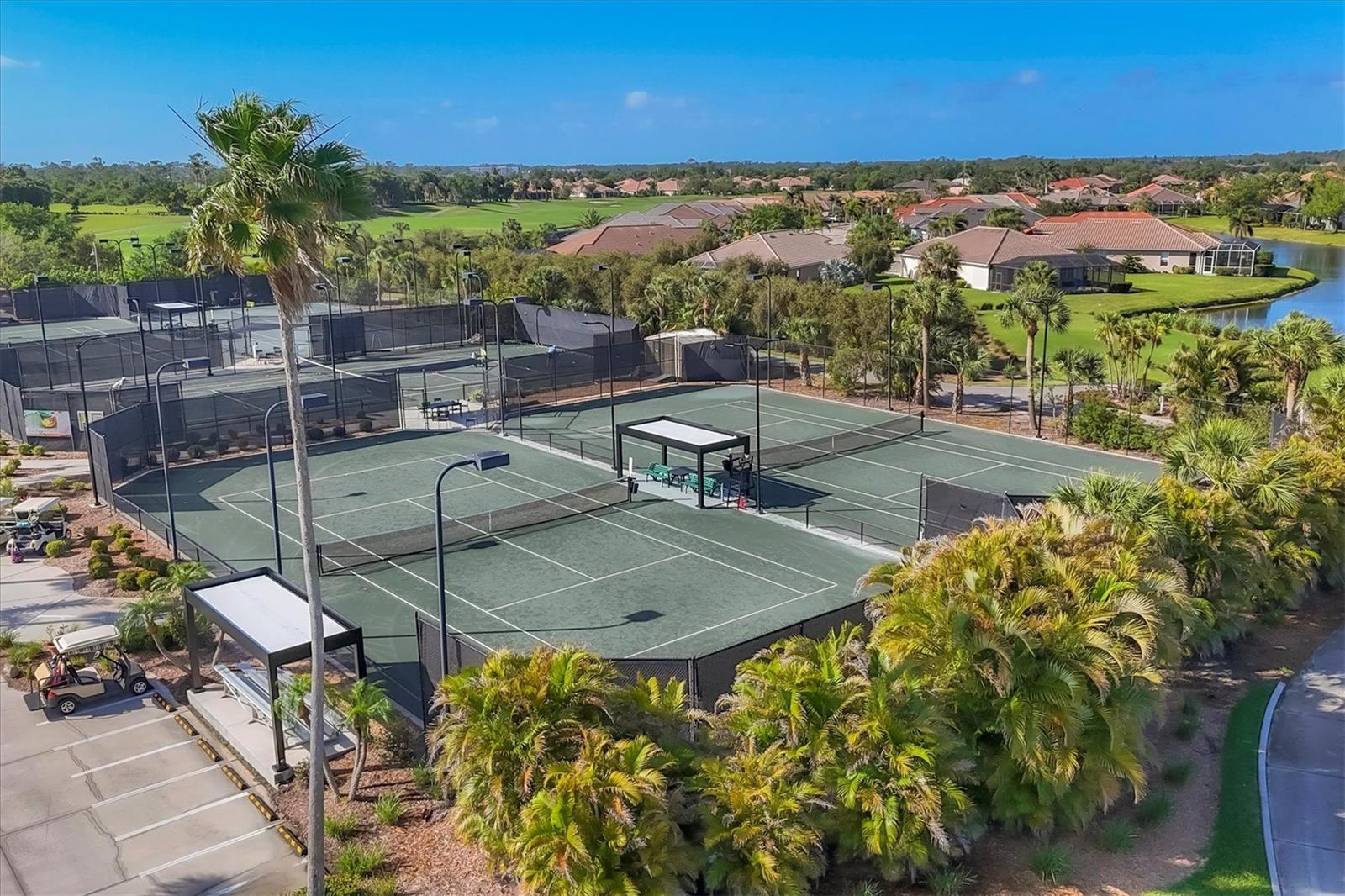 Image 38 of 59 For 5271 Laurel Oak Court
