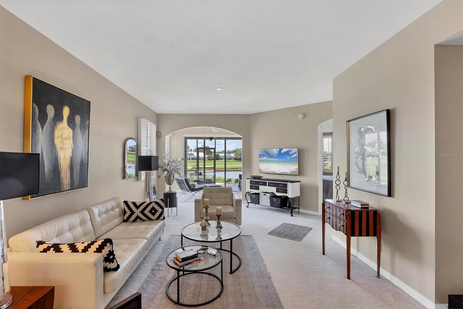 Image 4 of 51 For 119 Woodbridge Drive 102