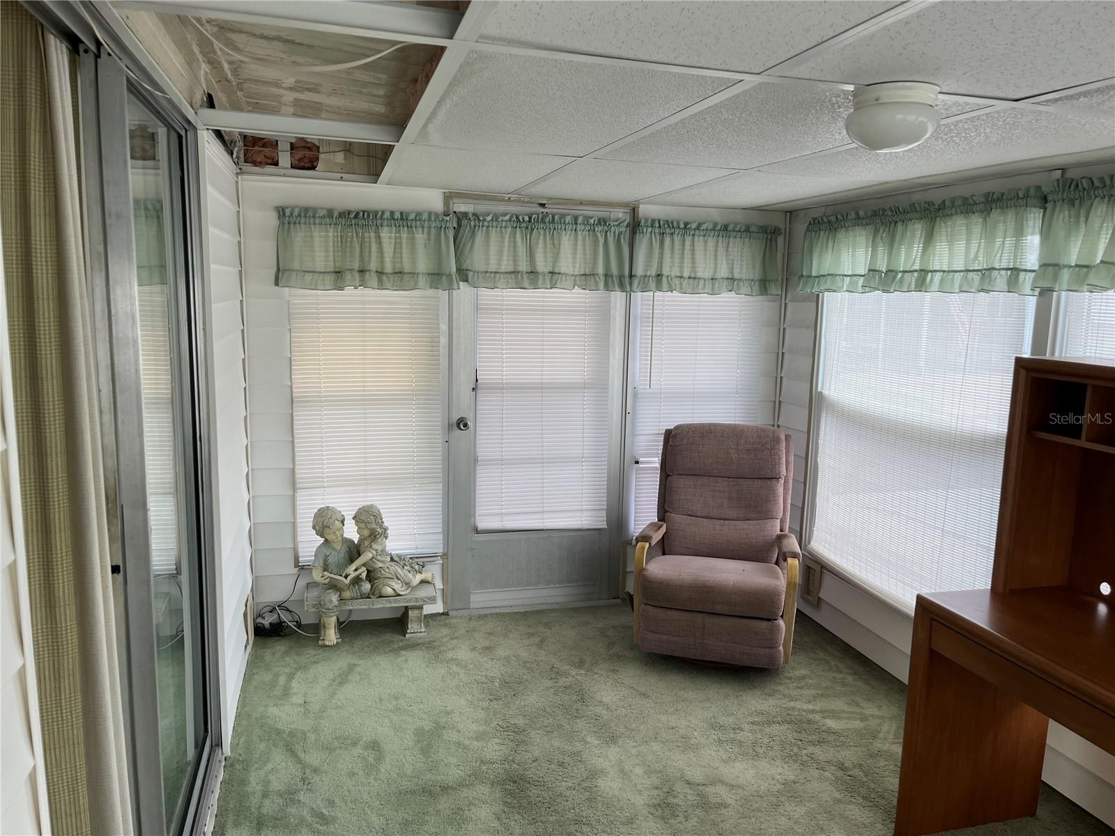 Image 15 of 37 For 807 Jolanda Circle