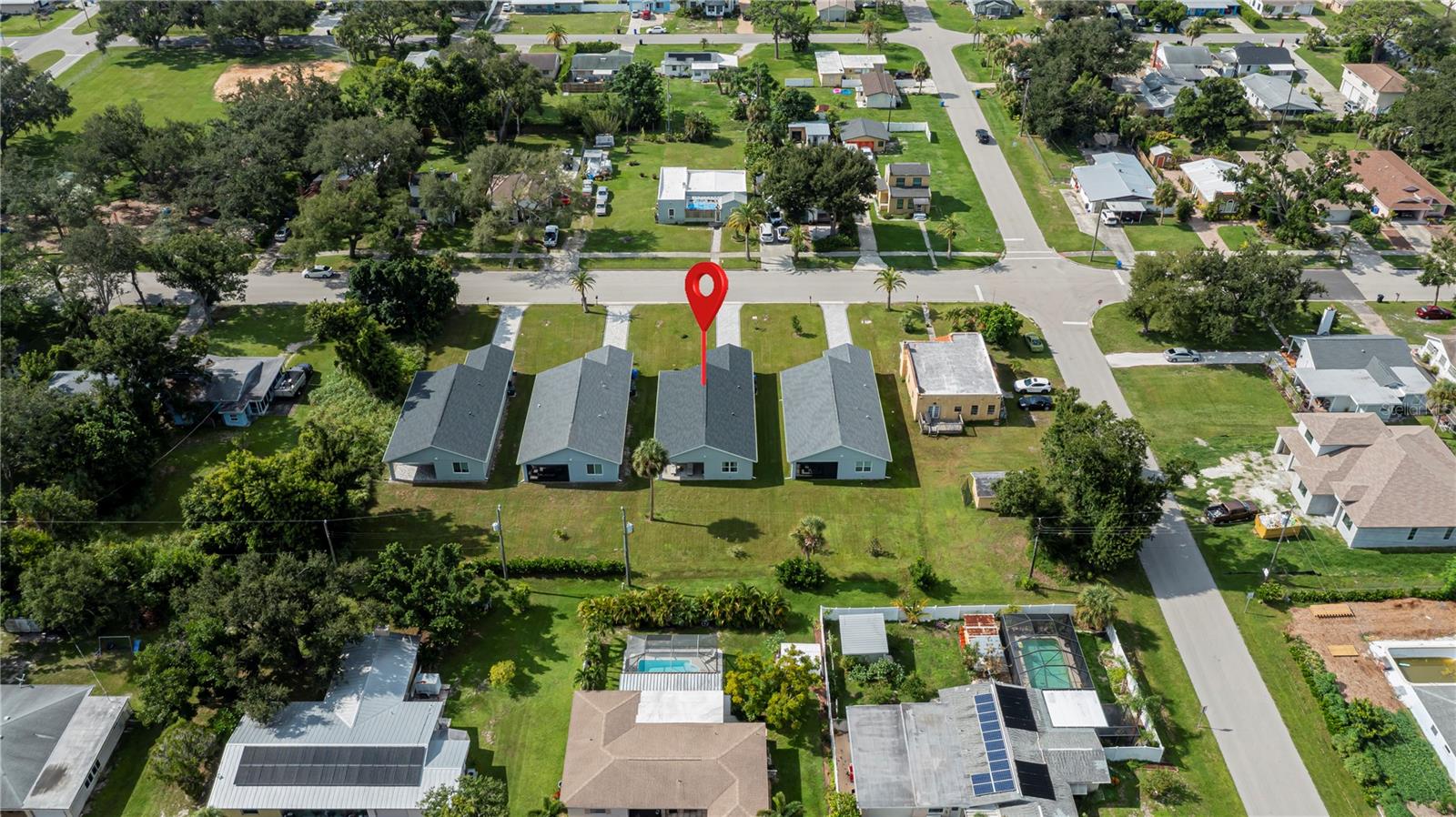 Image 3 of 64 For 809 Groveland Avenue