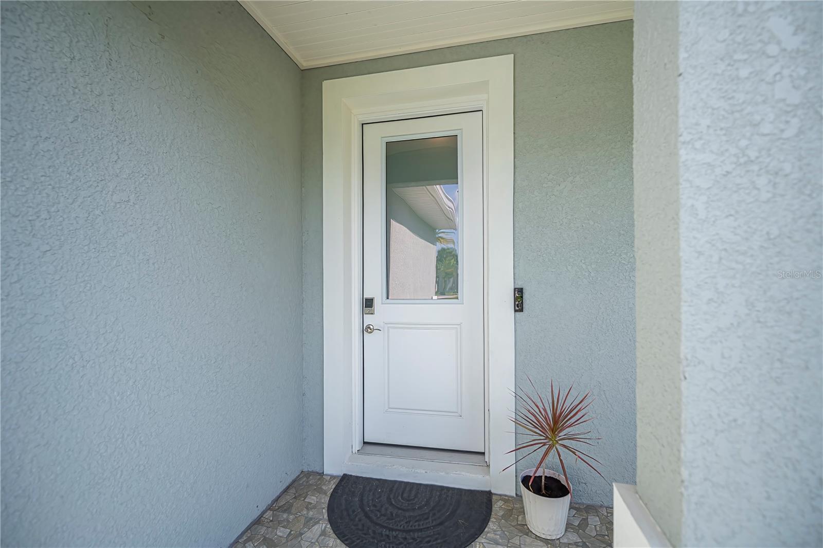 Image 7 of 64 For 809 Groveland Avenue