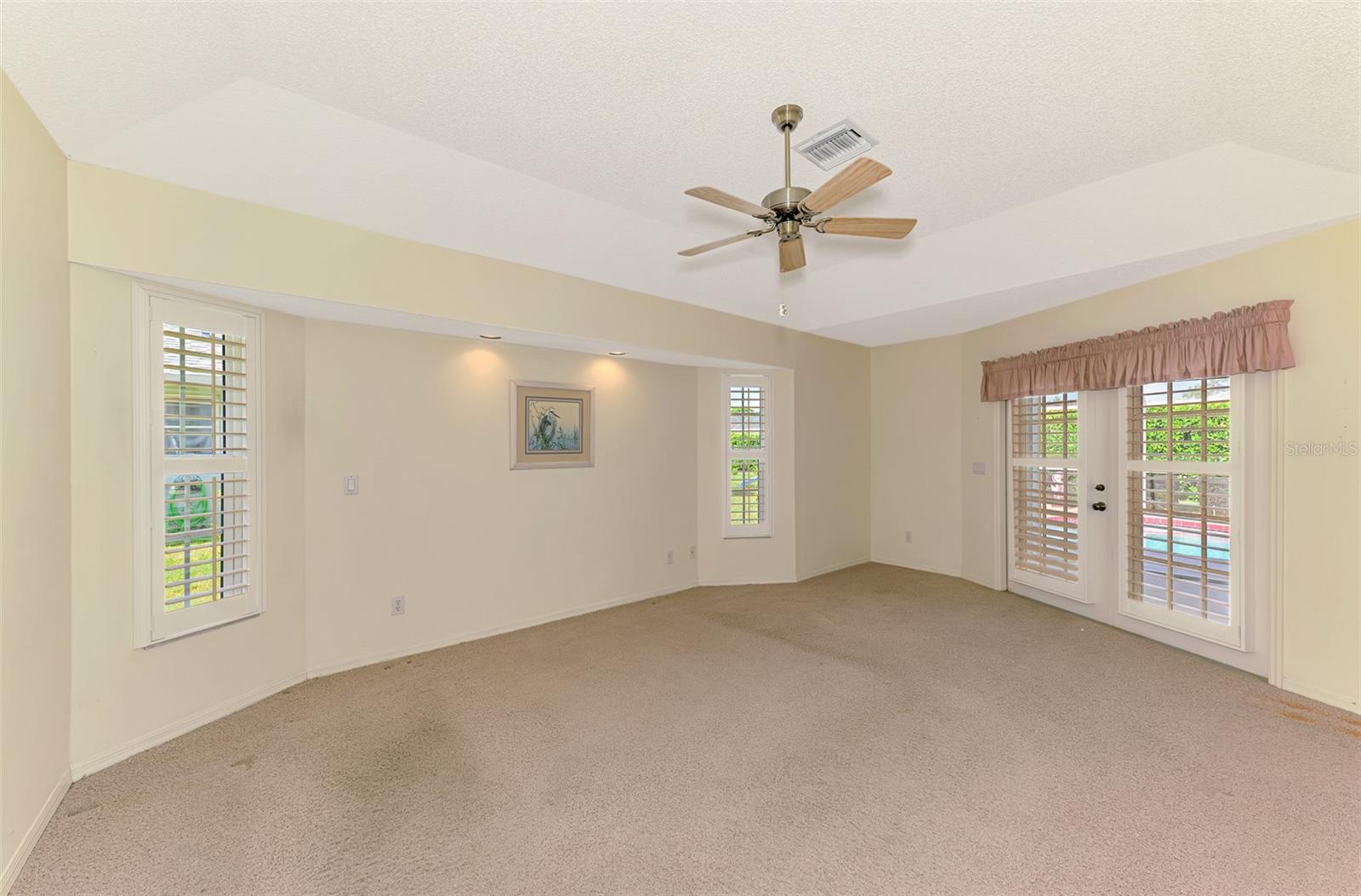 Image 33 of 57 For 5864 Buchanan Road