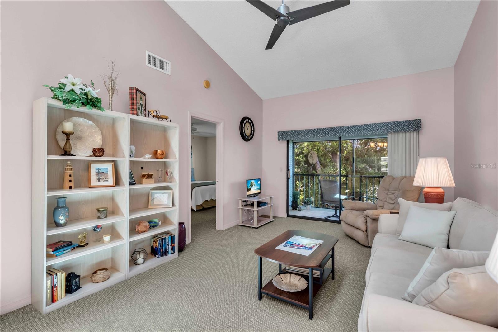 Image 13 of 43 For 932 Capri Isles Boulevard 216