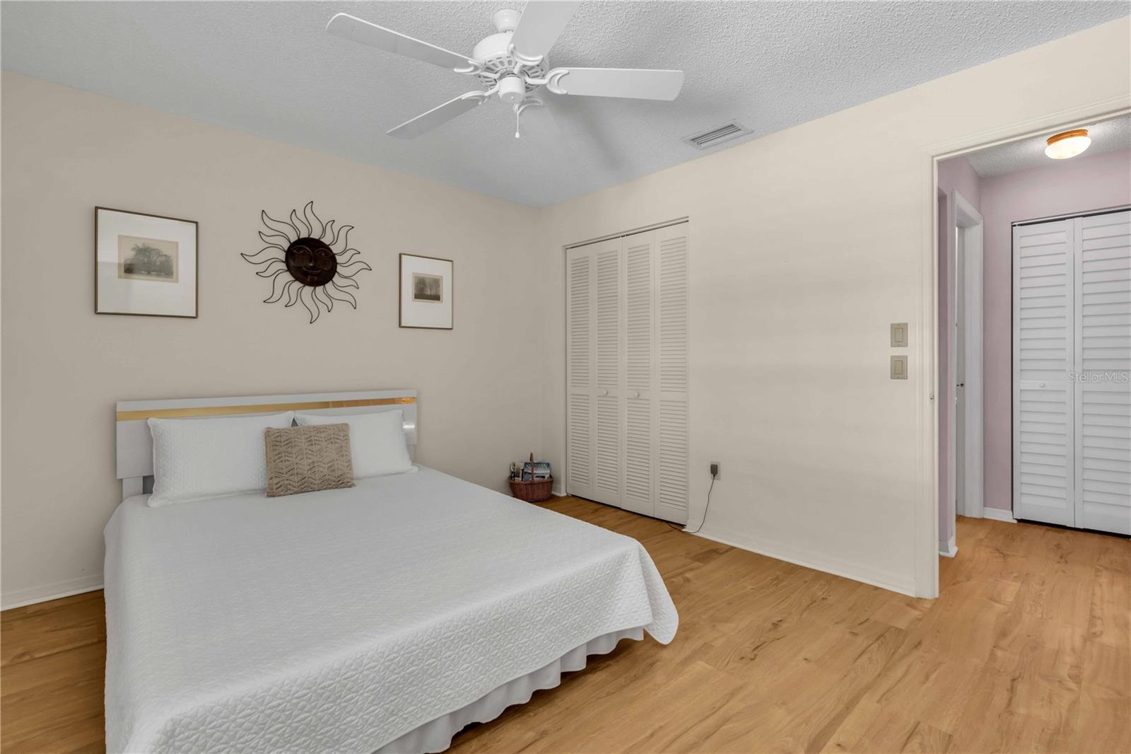 Image 16 of 43 For 932 Capri Isles Boulevard 216