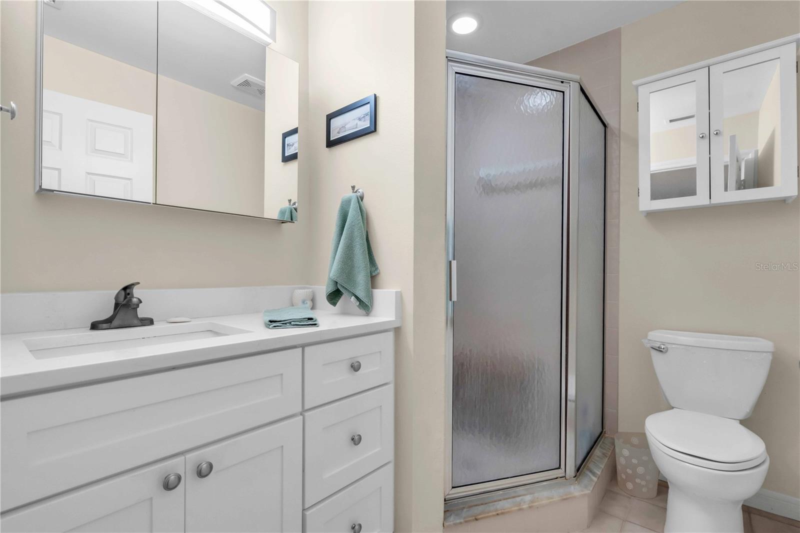 Image 22 of 43 For 932 Capri Isles Boulevard 216