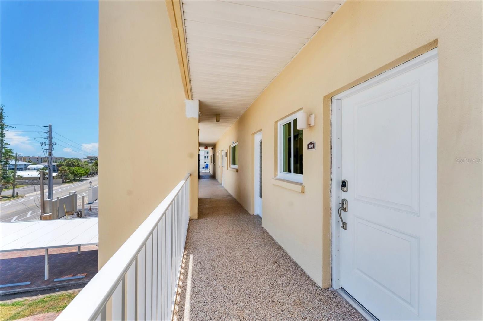 Image 3 of 39 For 1200 Tarpon Center Drive 306
