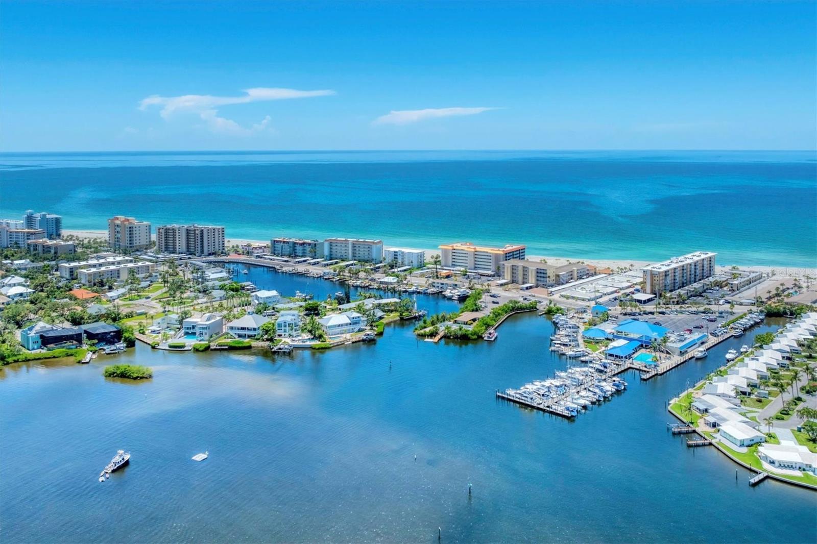 Image 32 of 39 For 1200 Tarpon Center Drive 306