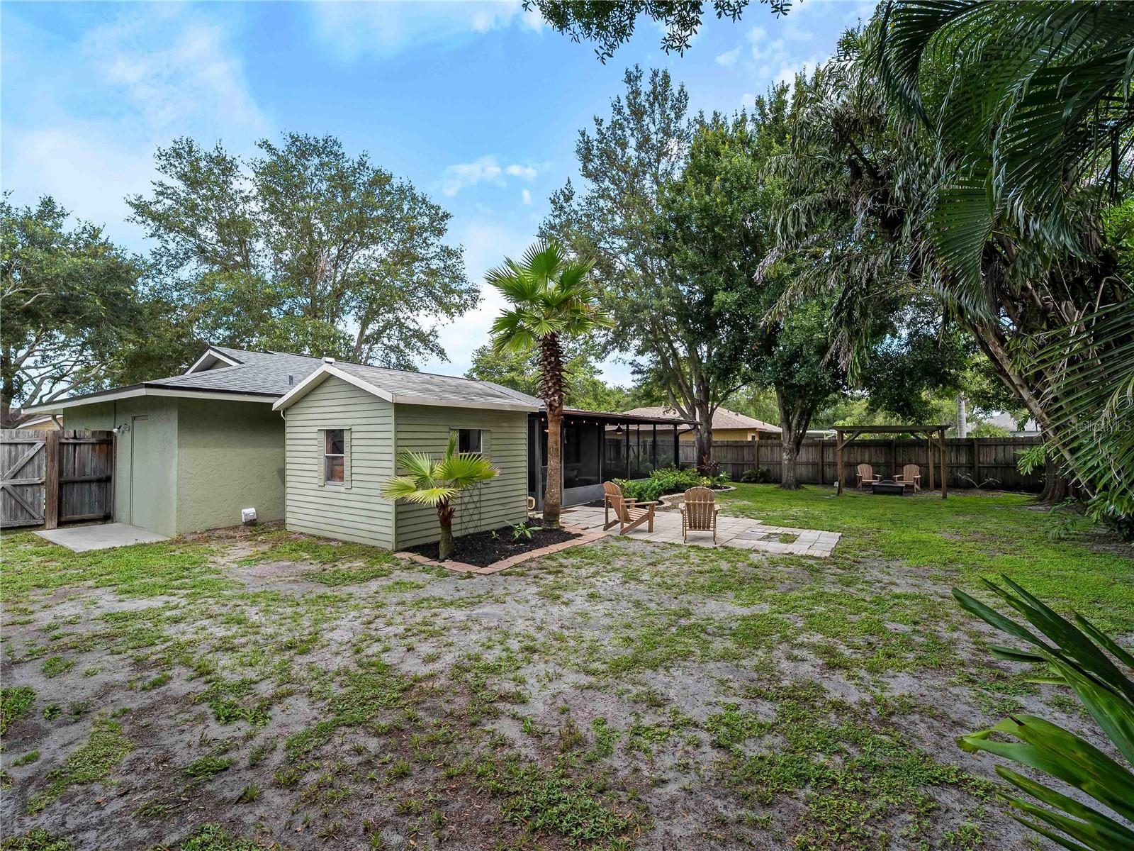 Image 29 of 39 For 1580 Deer Hollow Boulevard