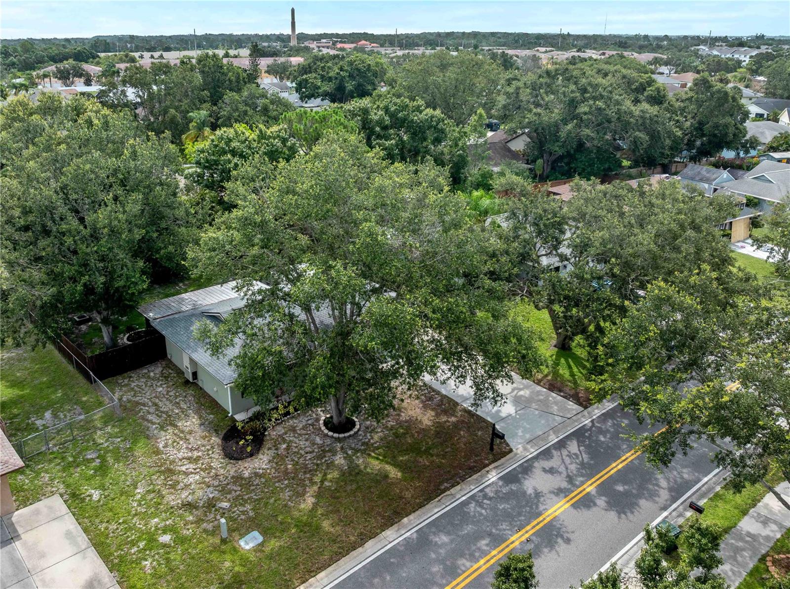 Image 36 of 39 For 1580 Deer Hollow Boulevard