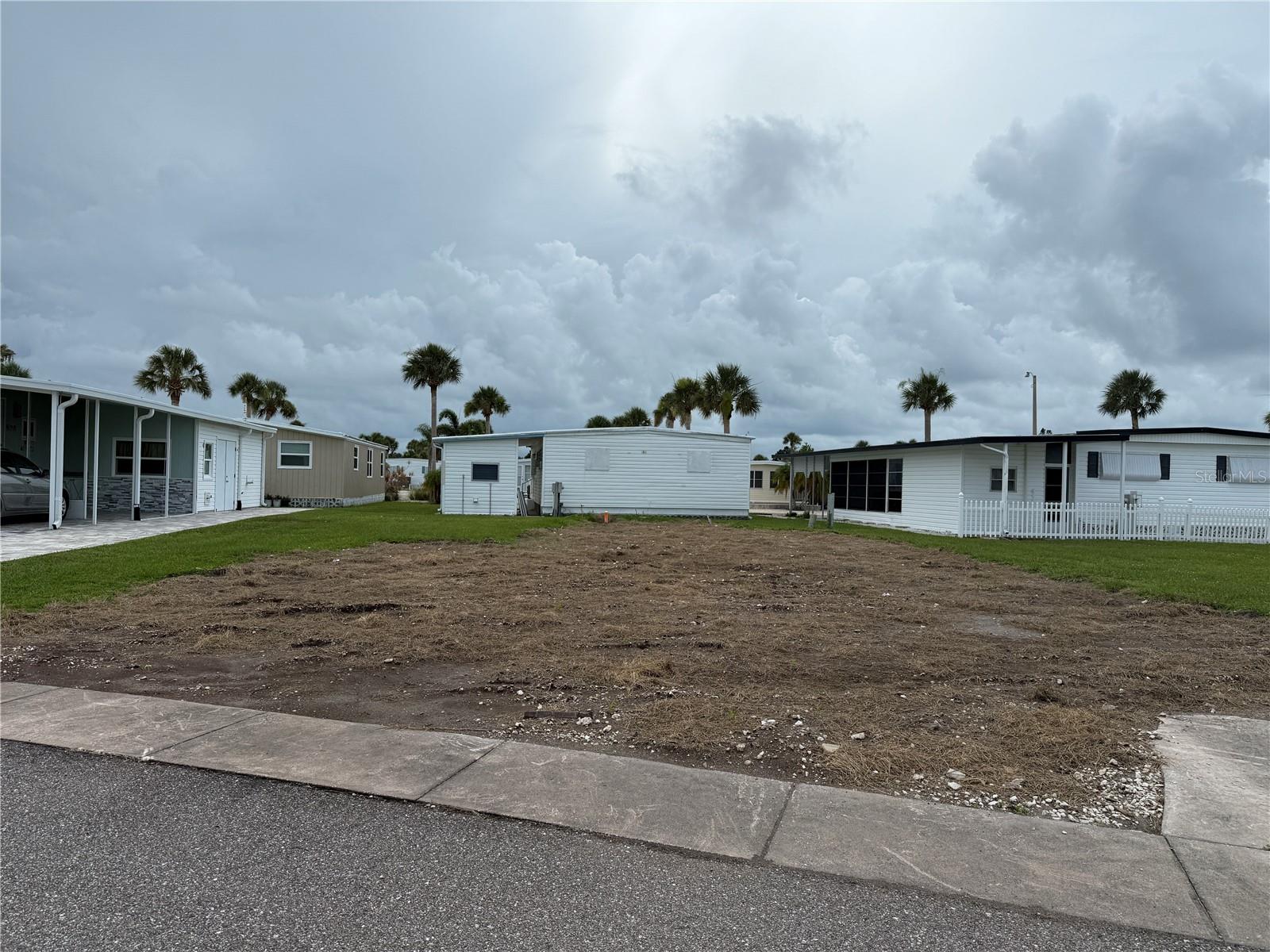 Details for 630 Gloriosa Drive, VENICE, FL 34293