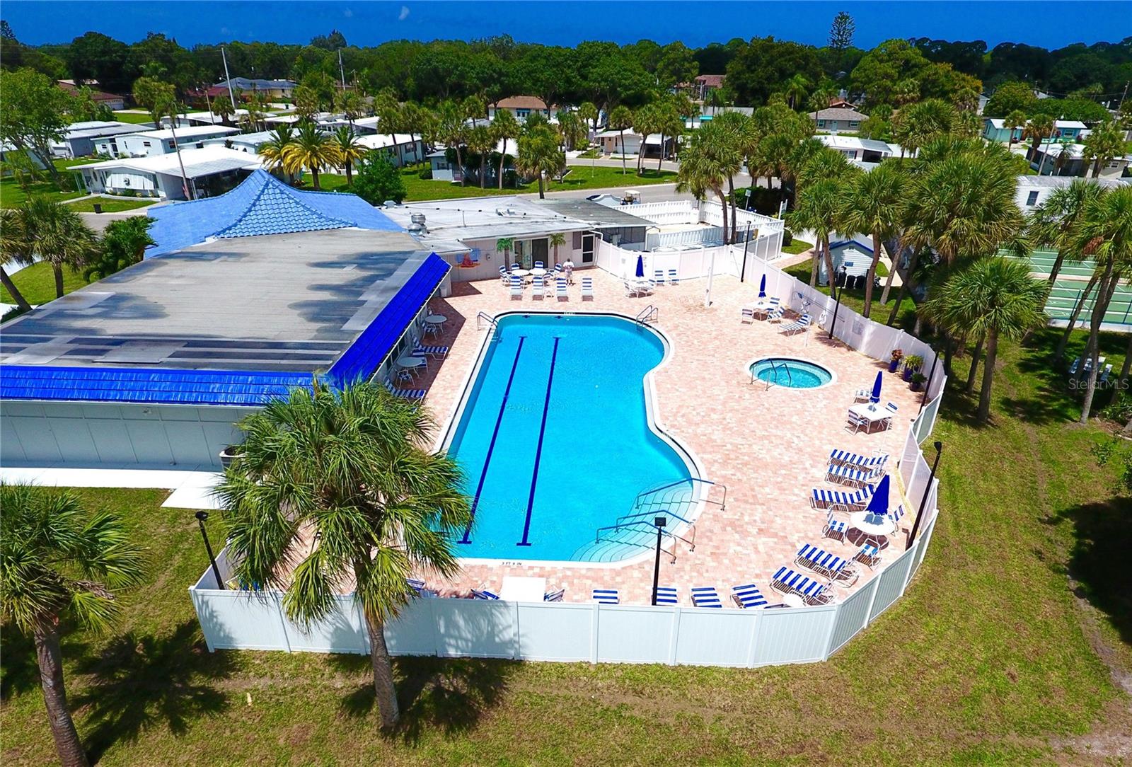 Image 11 of 12 For 630 Gloriosa Drive