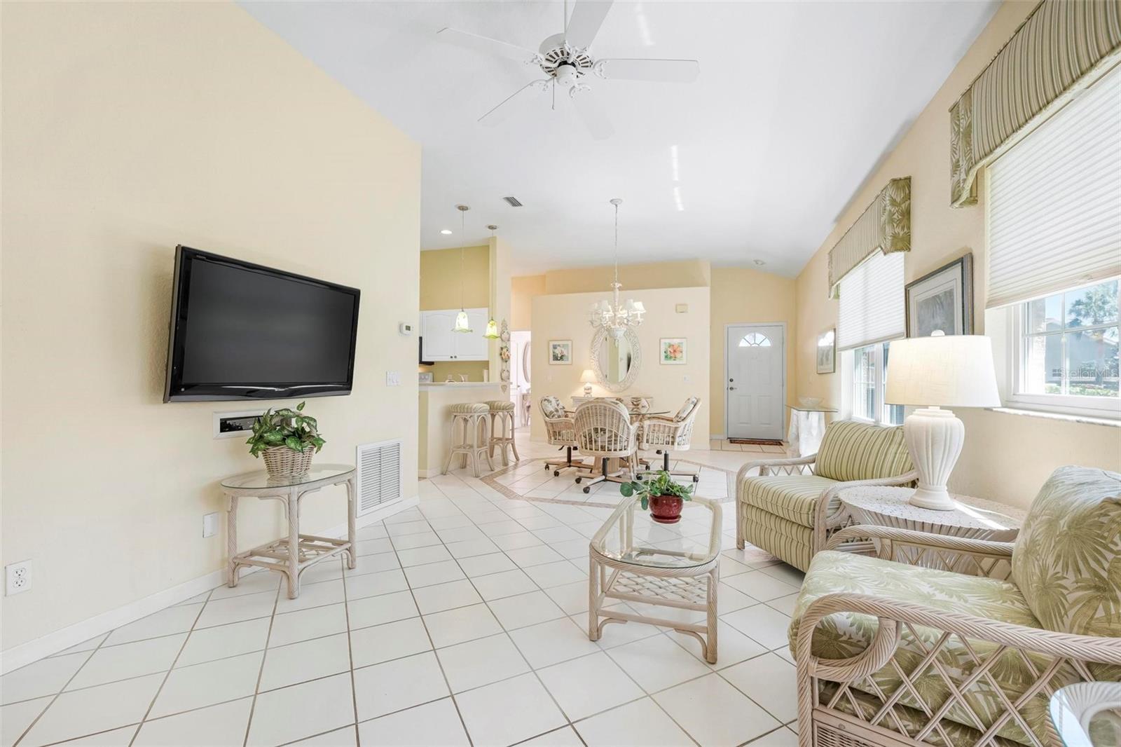 Image 15 of 44 For 1262 Berkshire Circle