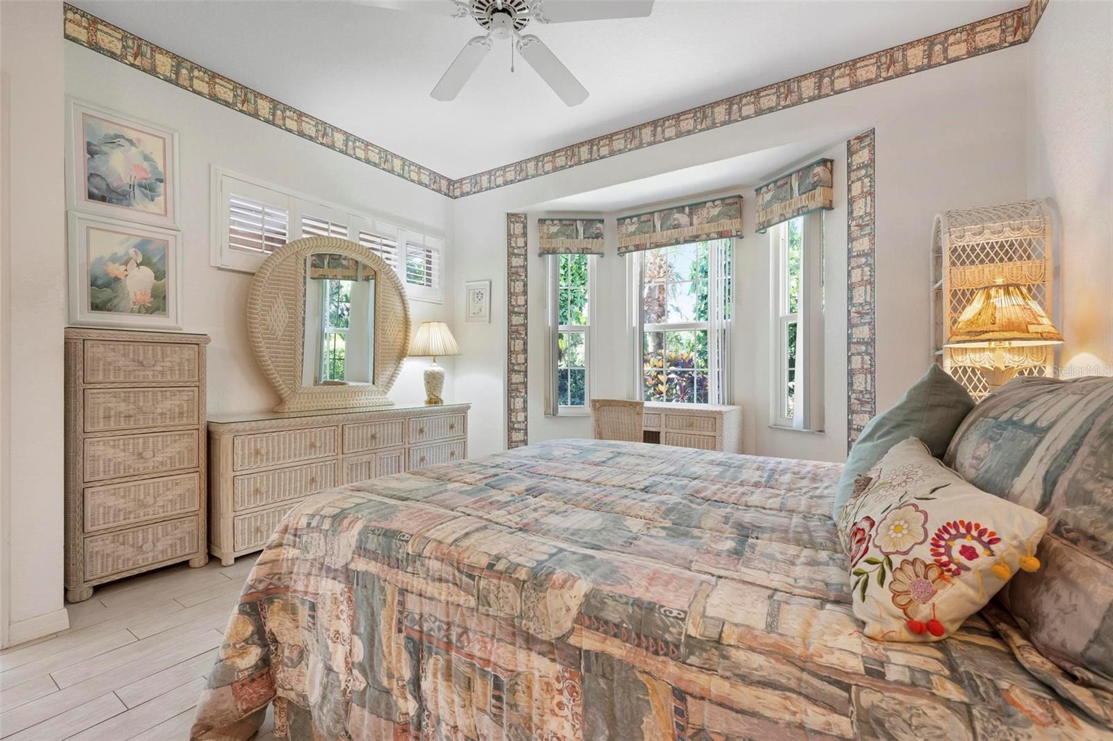 Image 24 of 44 For 1262 Berkshire Circle