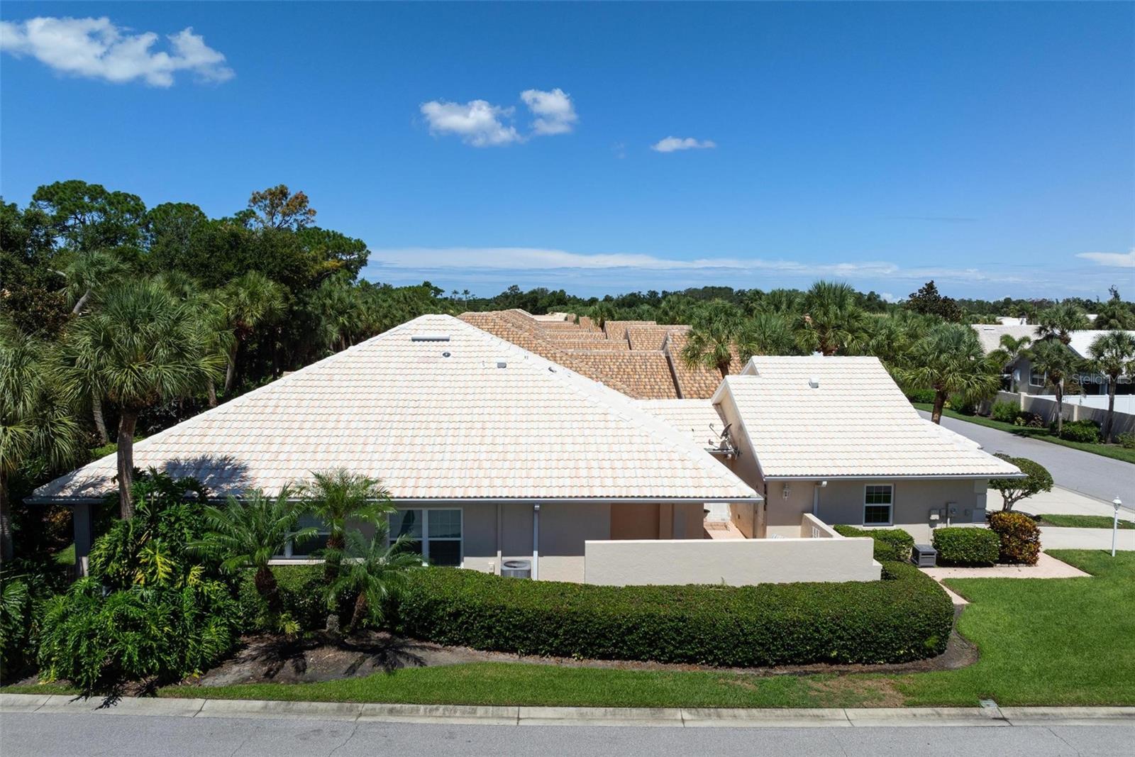 Image 36 of 44 For 1262 Berkshire Circle