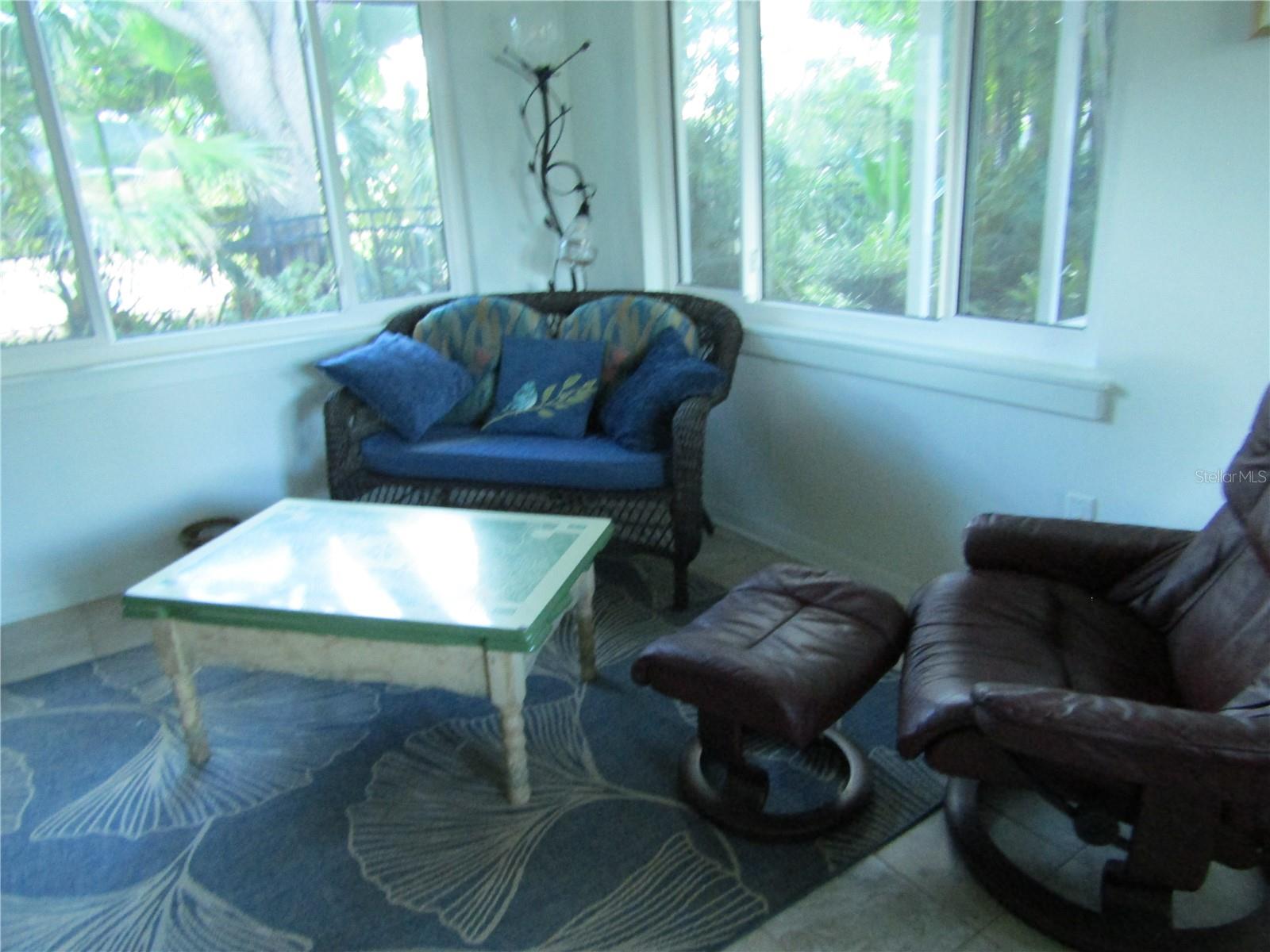 Image 13 of 20 For 421 Riviera Street