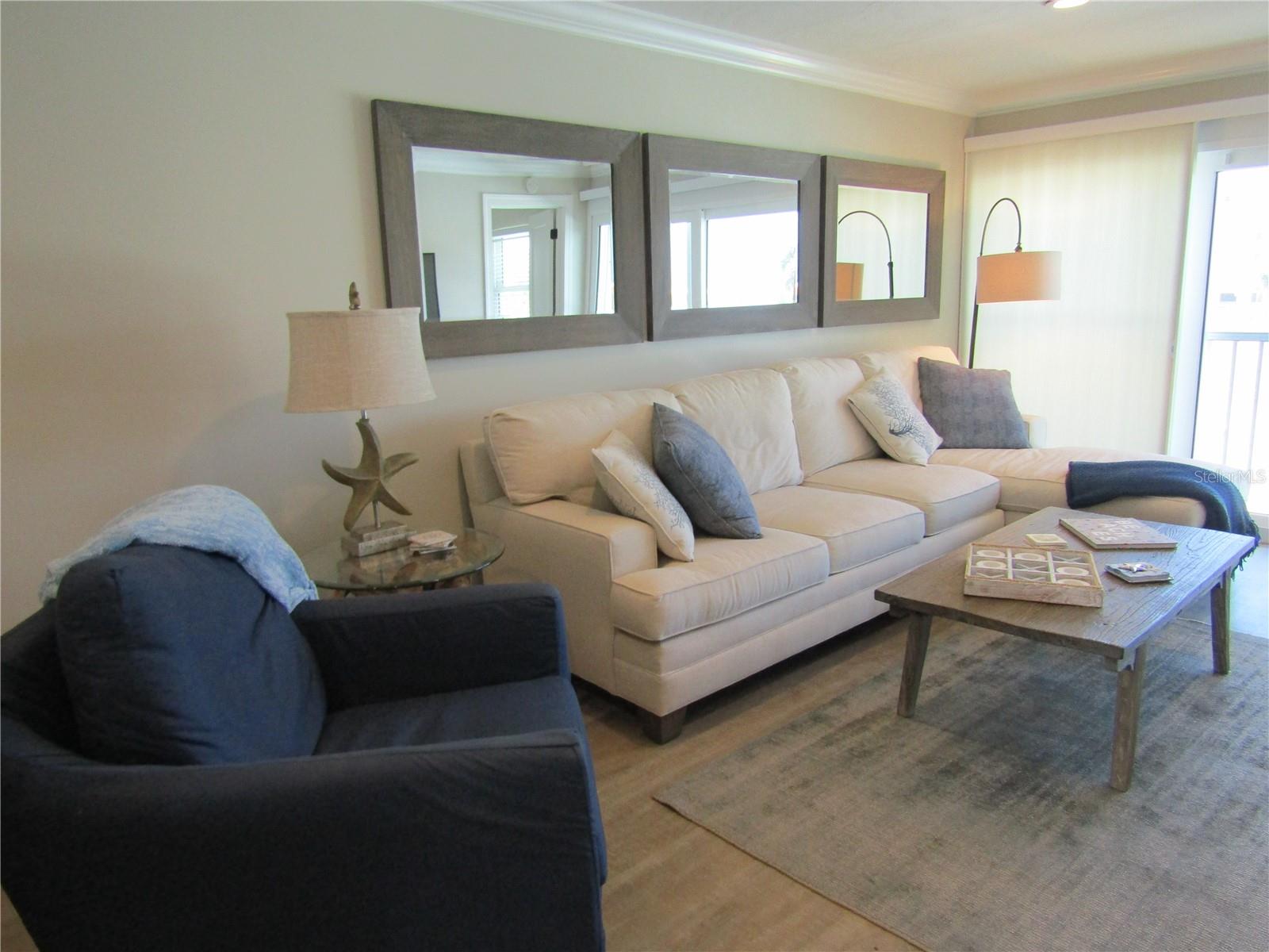 Image 10 of 25 For 1400 Tarpon Center Drive 311