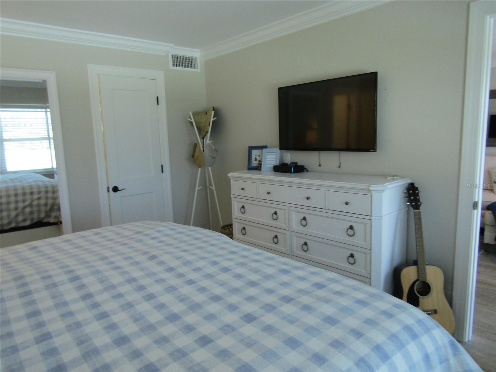 Image 14 of 25 For 1400 Tarpon Center Drive 311