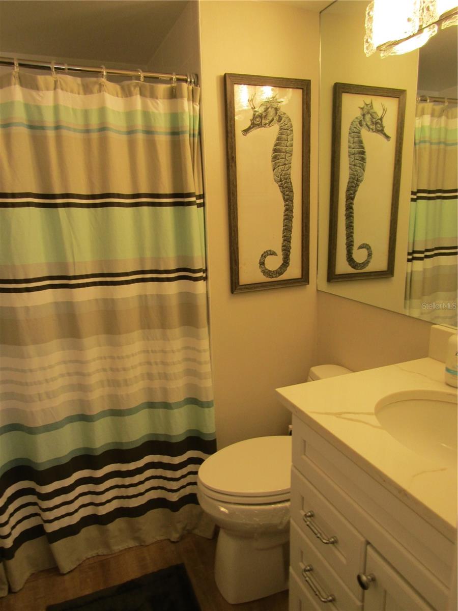 Image 16 of 25 For 1400 Tarpon Center Drive 311