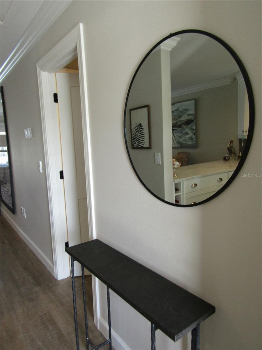 Image 2 of 25 For 1400 Tarpon Center Drive 311