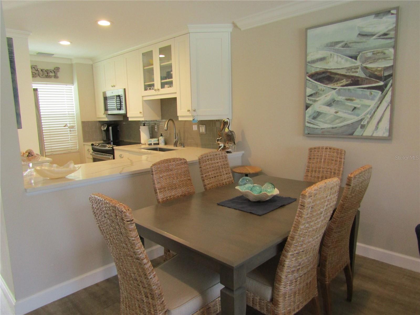 Image 8 of 25 For 1400 Tarpon Center Drive 311