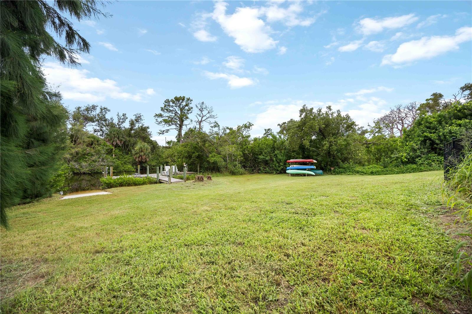 Image 60 of 73 For 3674 Roslyn Road
