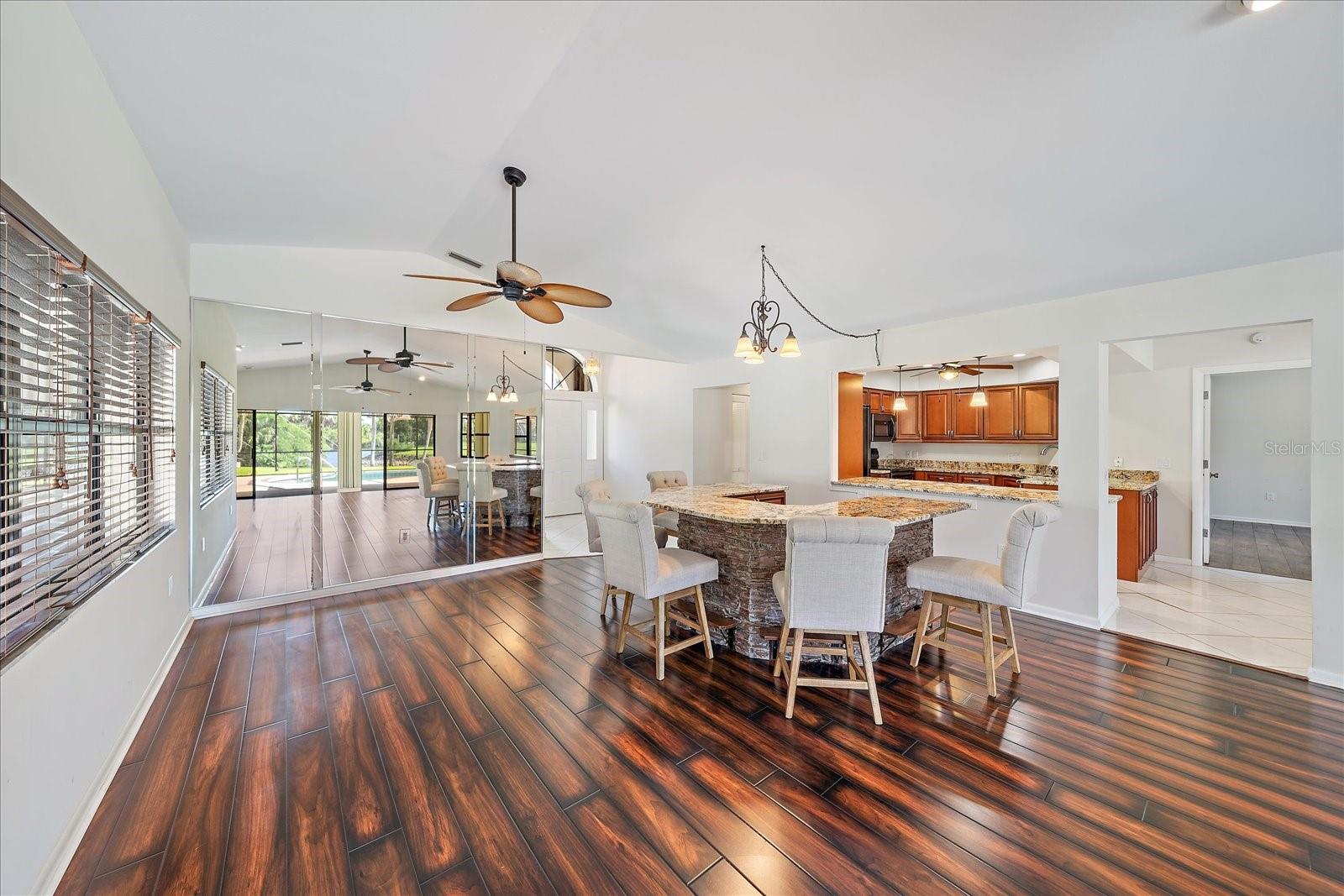 Image 4 of 45 For 1929 Tradewinds Circle
