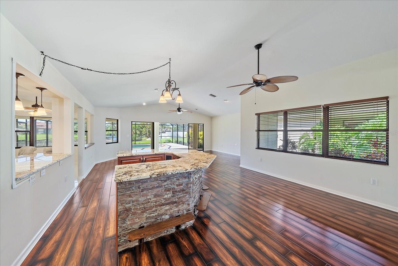 Image 6 of 45 For 1929 Tradewinds Circle