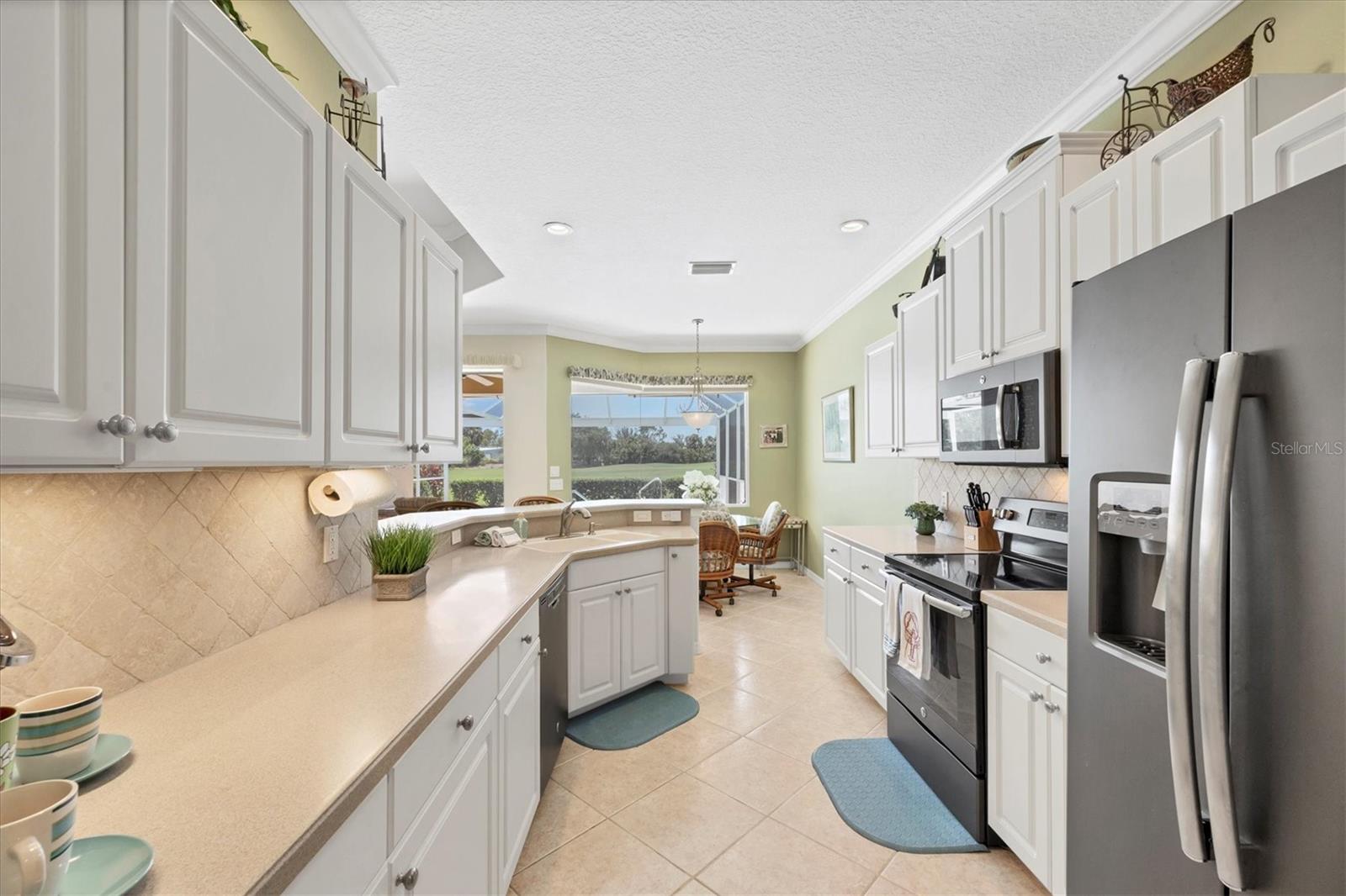 Image 18 of 50 For 5641 Whispering Oaks Drive