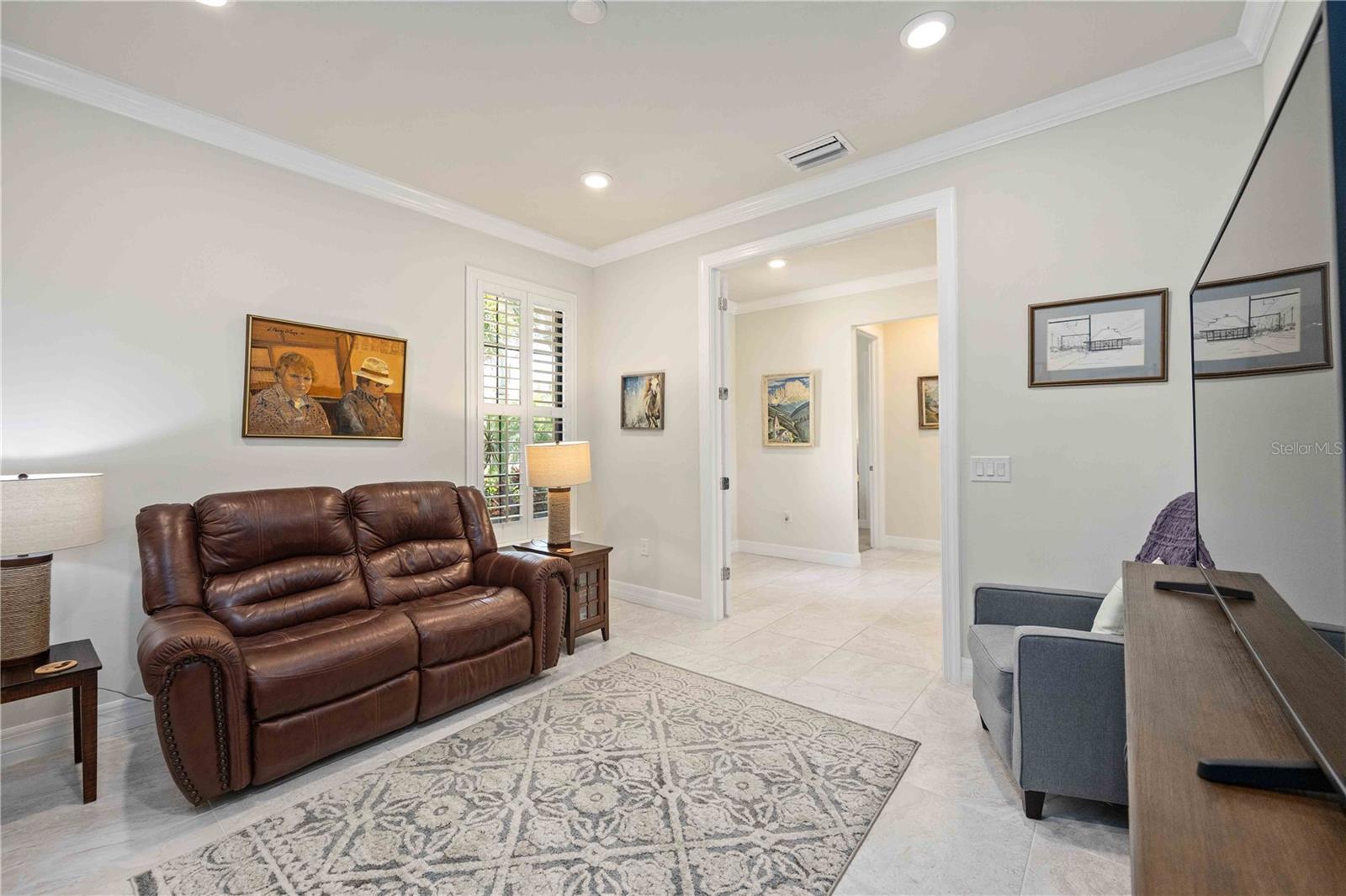 Image 23 of 67 For 13431 Calimento Street