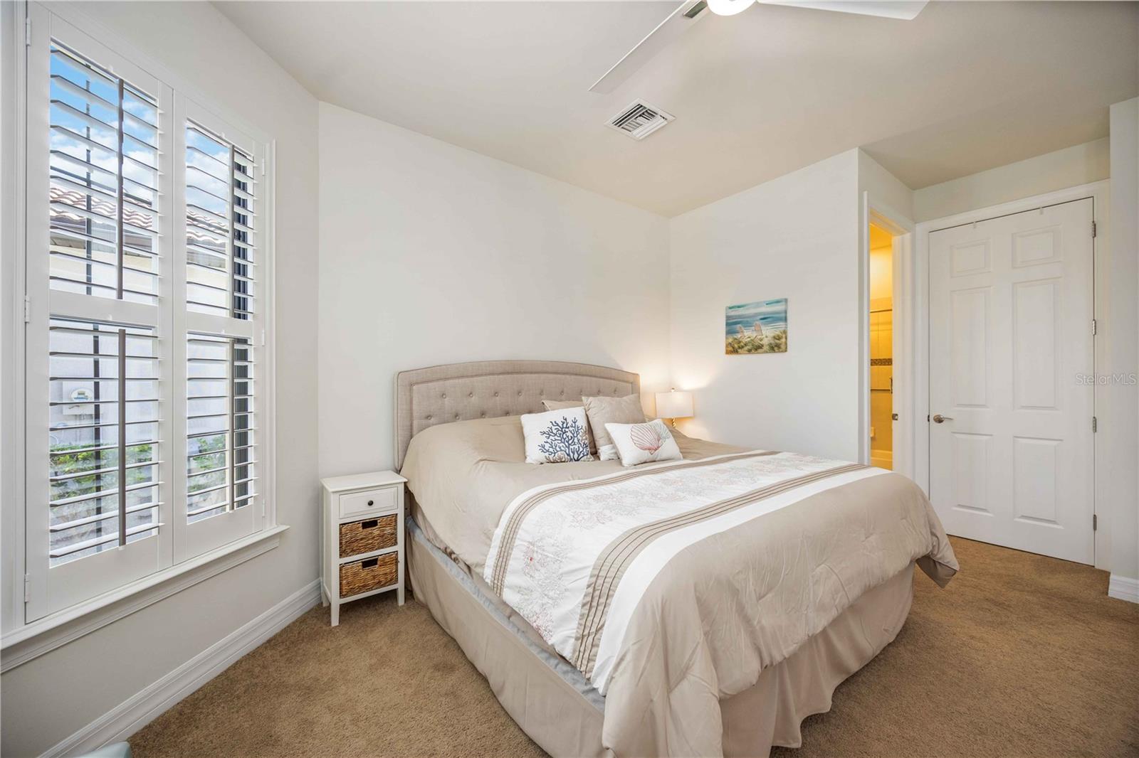 Image 24 of 67 For 13431 Calimento Street