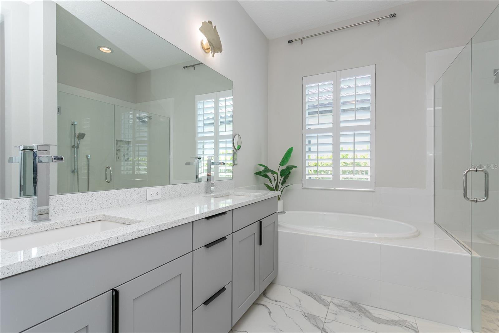 Image 20 of 92 For 15173 Vivaldi Drive