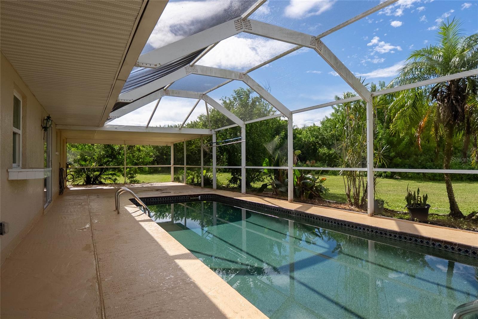 Image 42 of 43 For 259 Franca Street