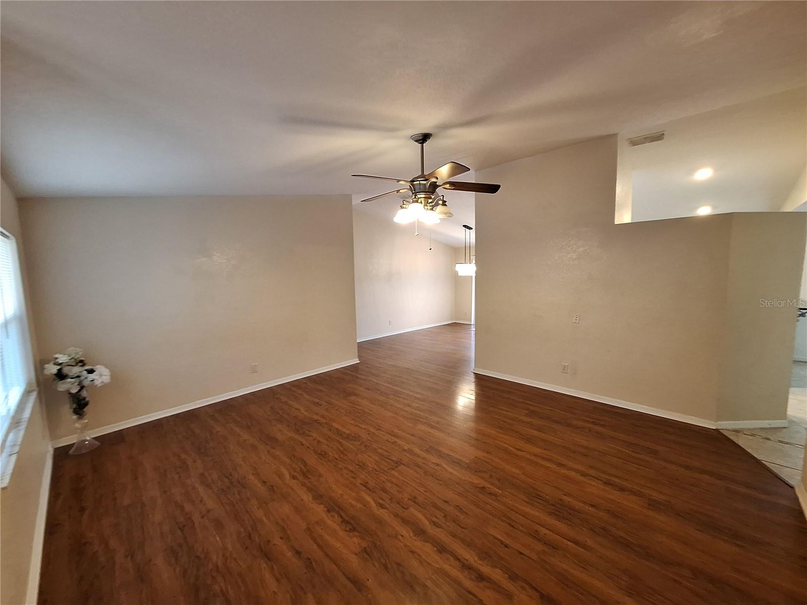 Image 6 of 41 For 259 Franca Street