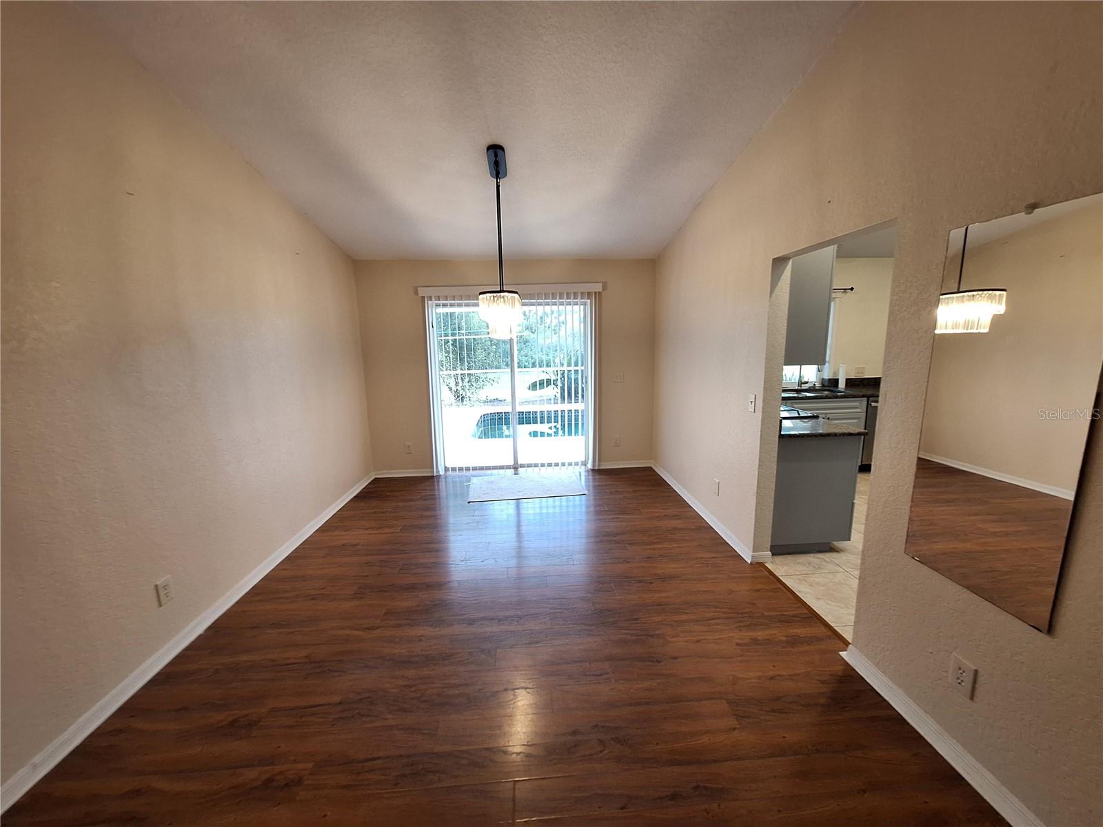 Image 8 of 41 For 259 Franca Street
