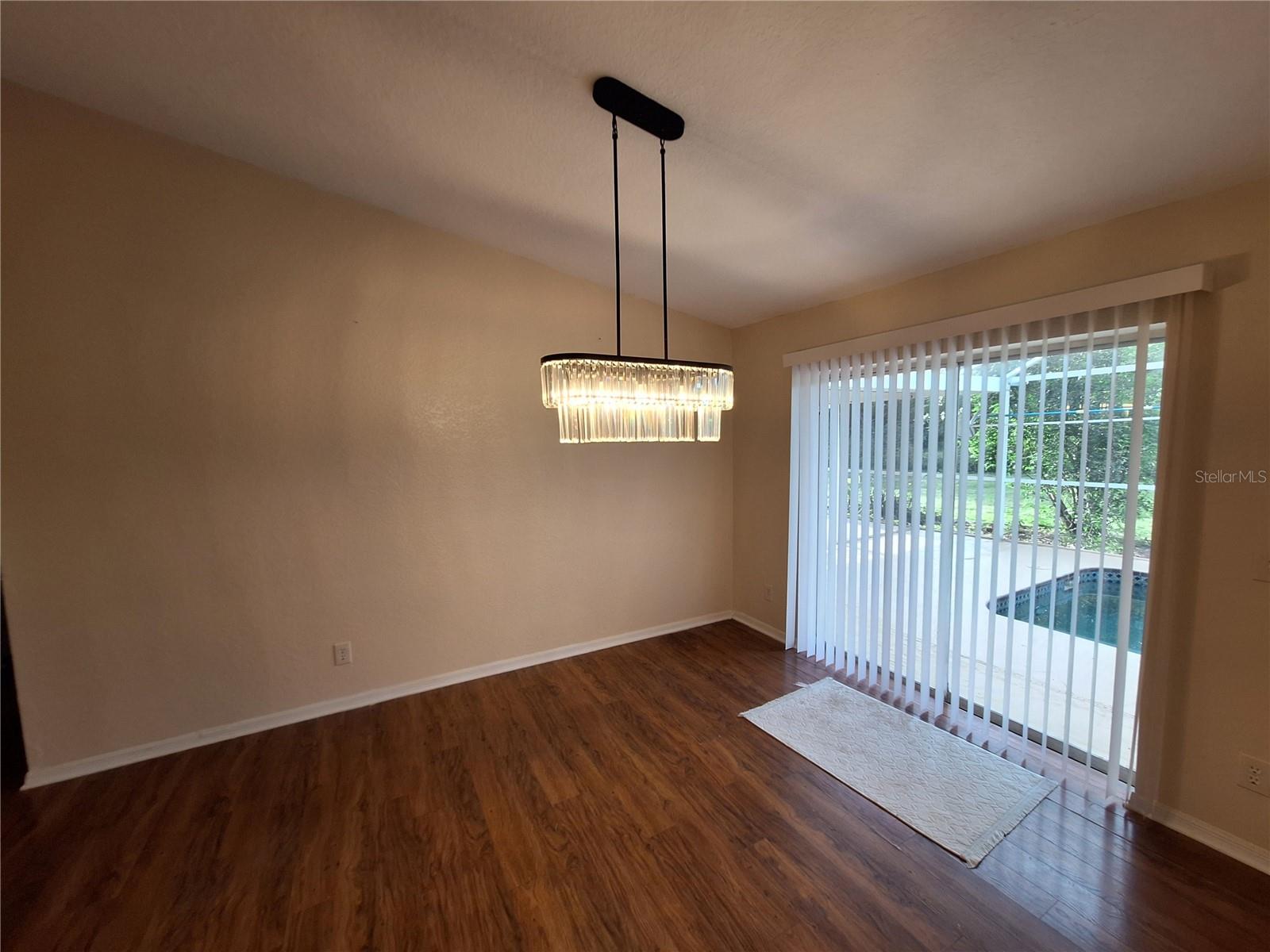 Image 9 of 41 For 259 Franca Street