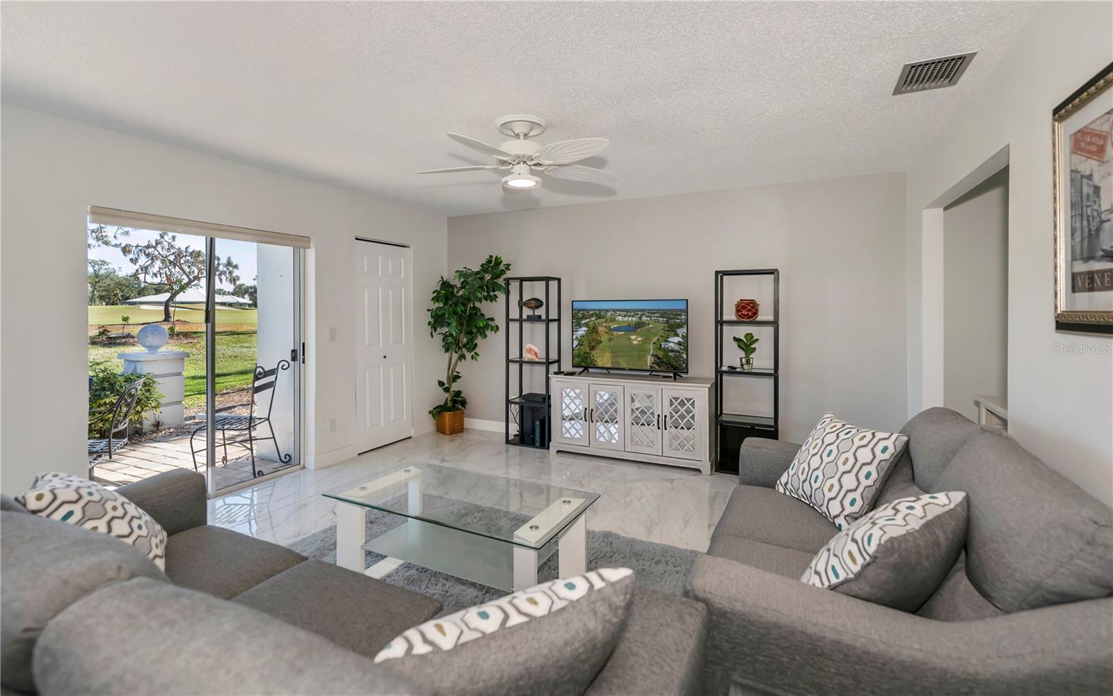 Image 15 of 59 For 262 Cerromar Way S 53