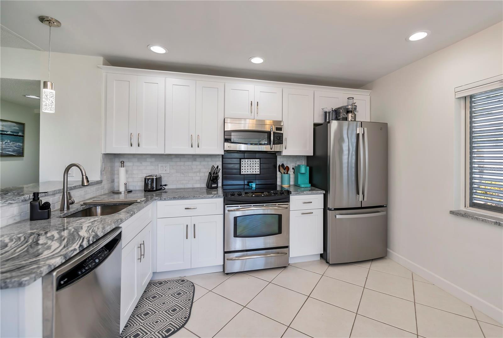 Image 24 of 59 For 262 Cerromar Way S 53