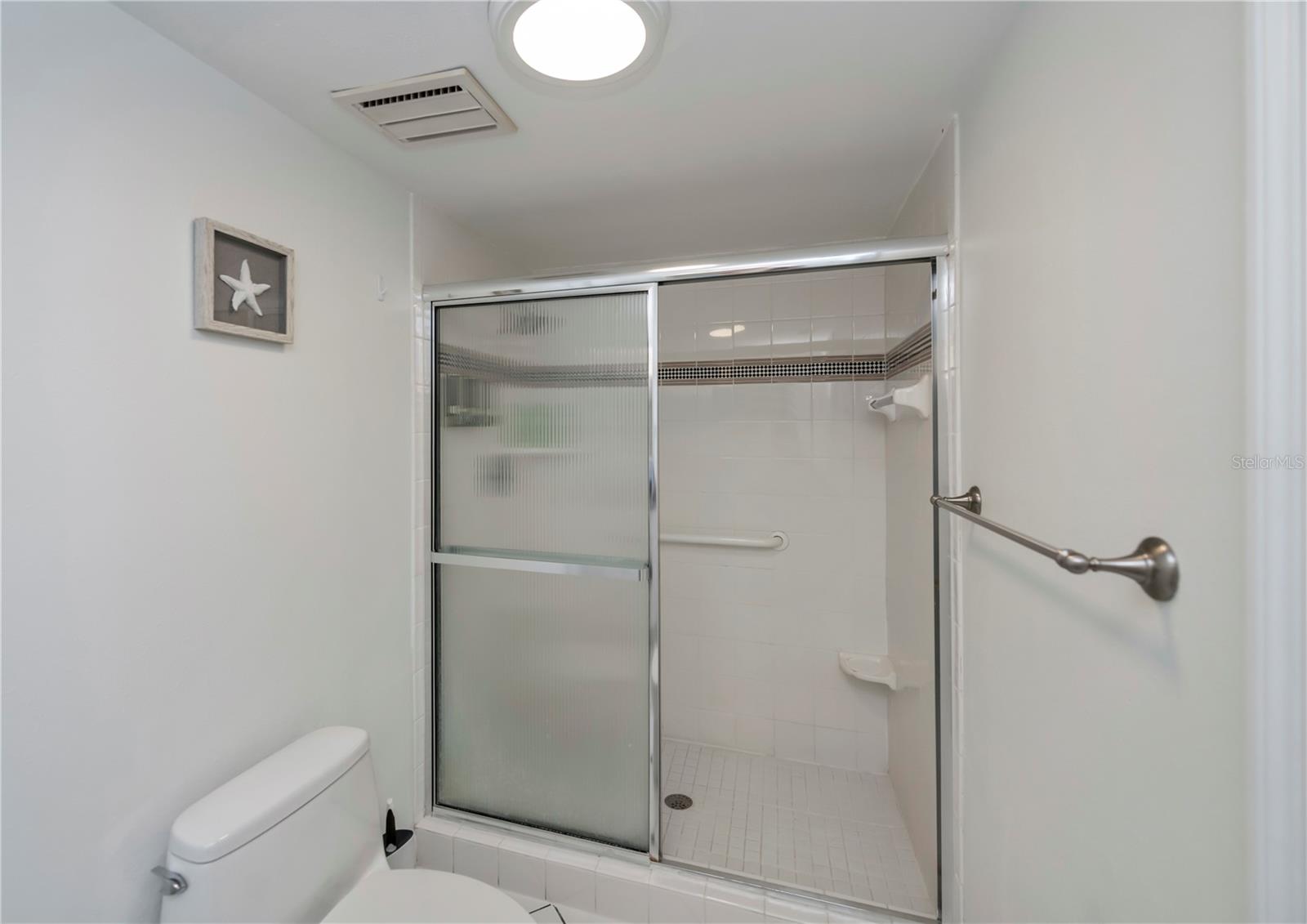 Image 36 of 59 For 262 Cerromar Way S 53