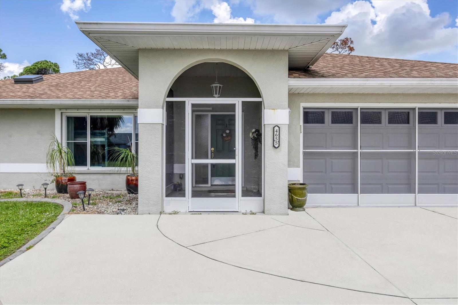 Image 11 of 58 For 4655 Payne Street